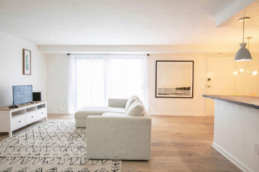 Washington Single Room: 1321 I St NE