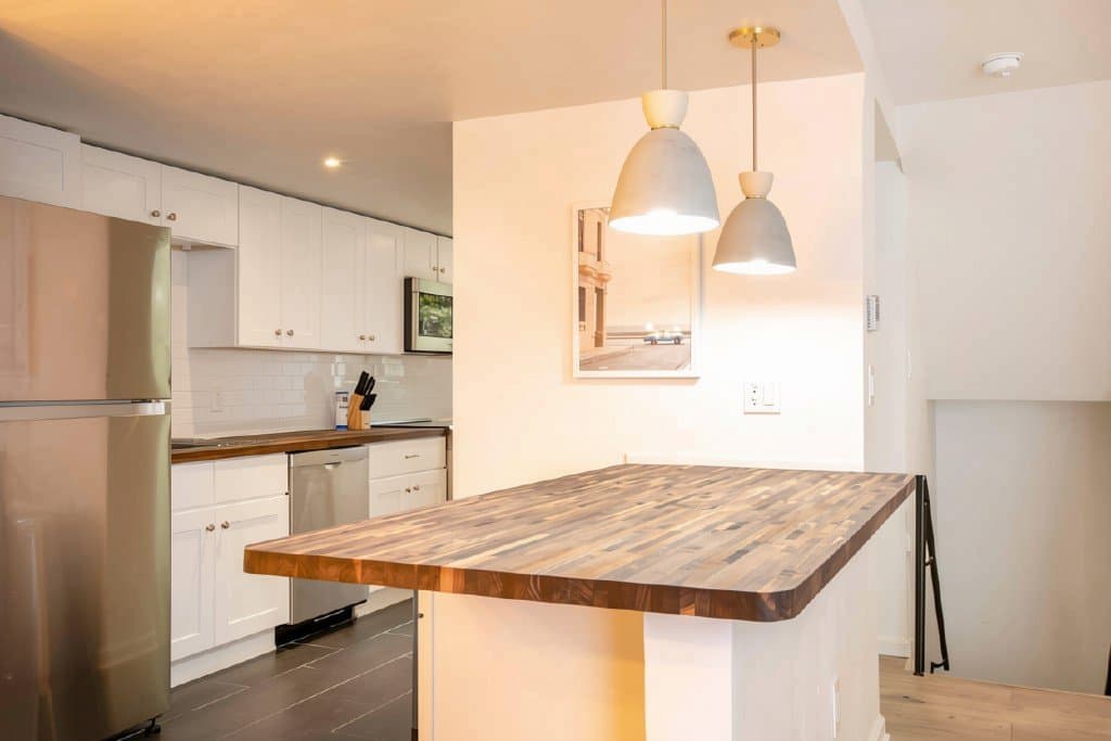 Washington Single Room: 1321 I St NE