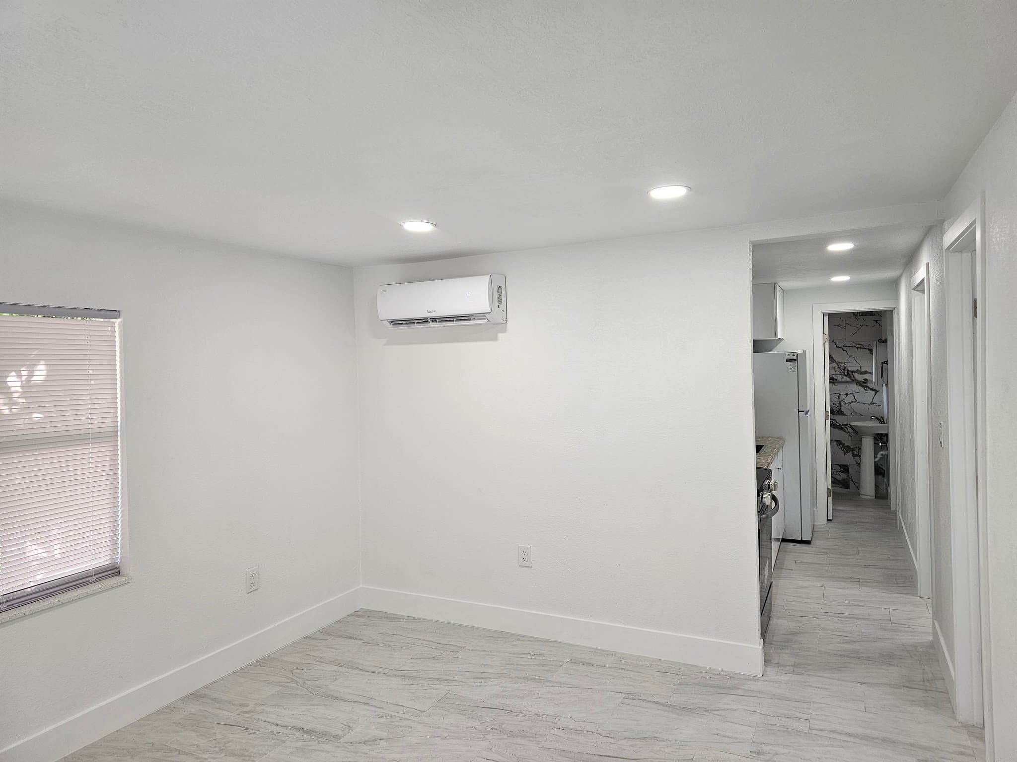 Miami House: 1915 NW 82 ST