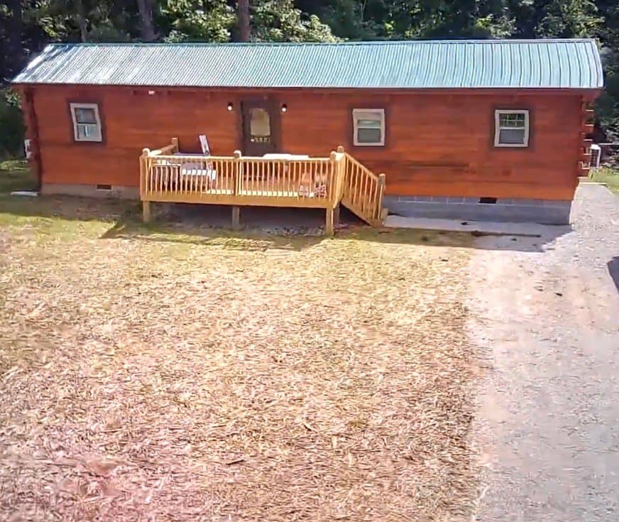 Bonnieville House: 2732 Priceville Rd