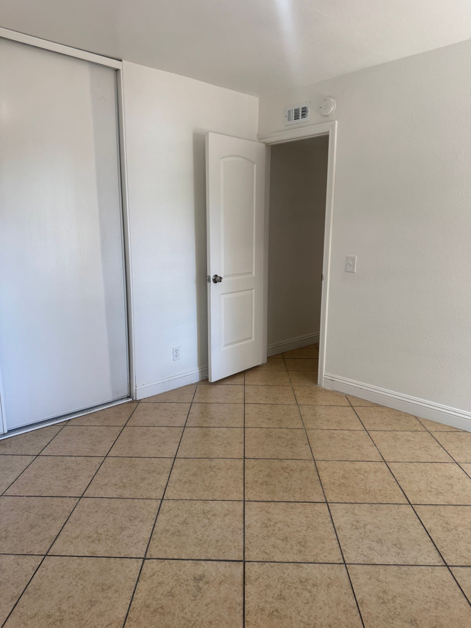 Santa Ana Condo: 721 W 1st
