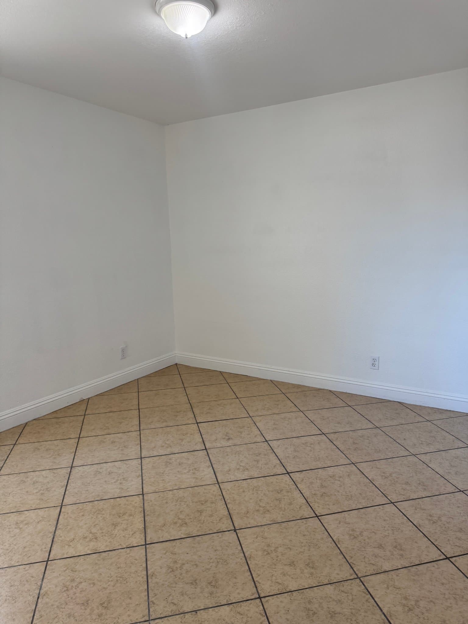 Santa Ana Condo: 721 W 1st