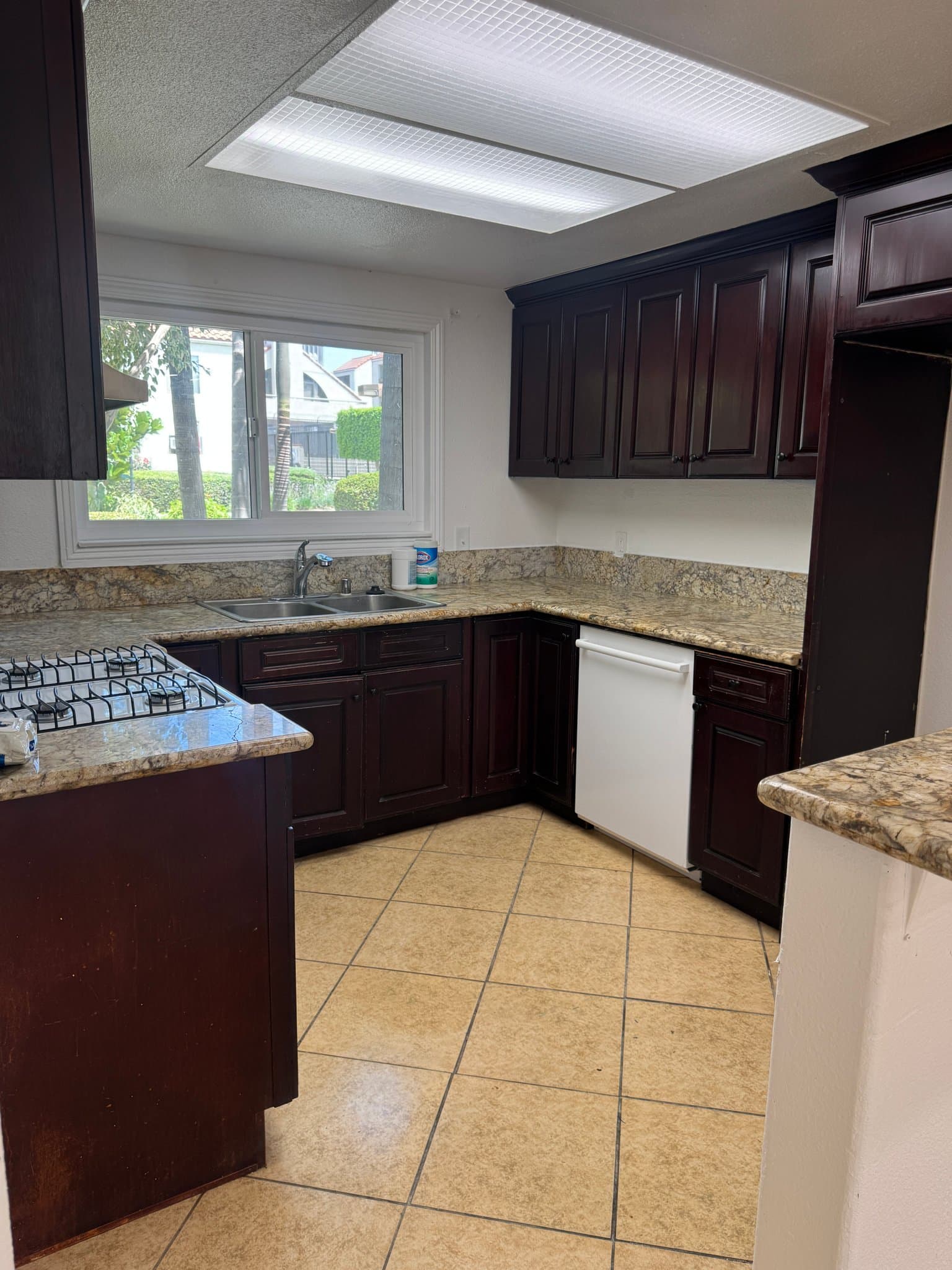 Santa Ana Condo: 721 W 1st