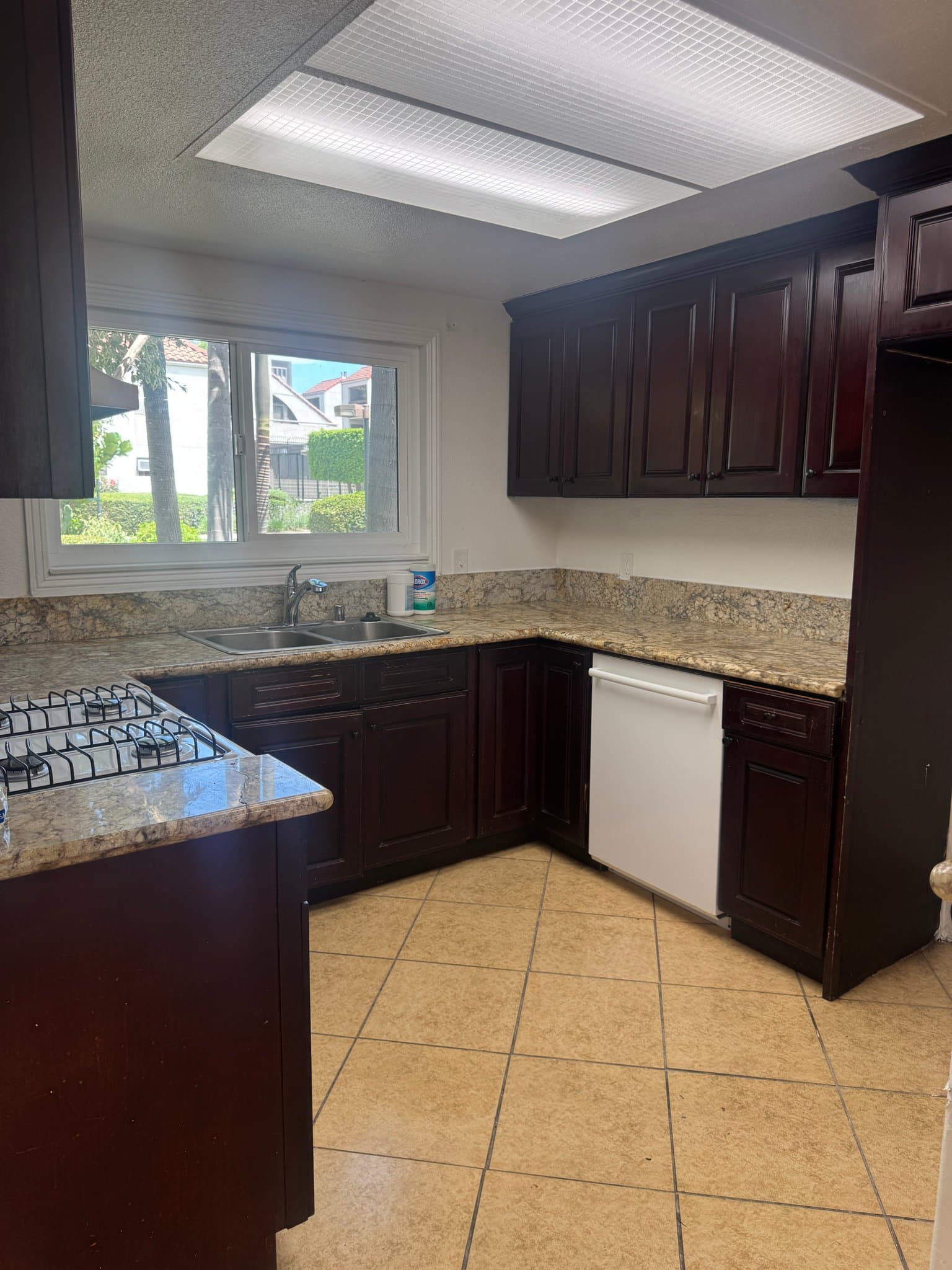 Santa Ana Condo: 721 W 1st