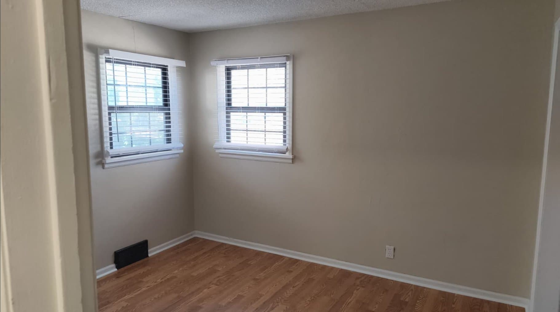 Pueblo House: 1625 E 18th St