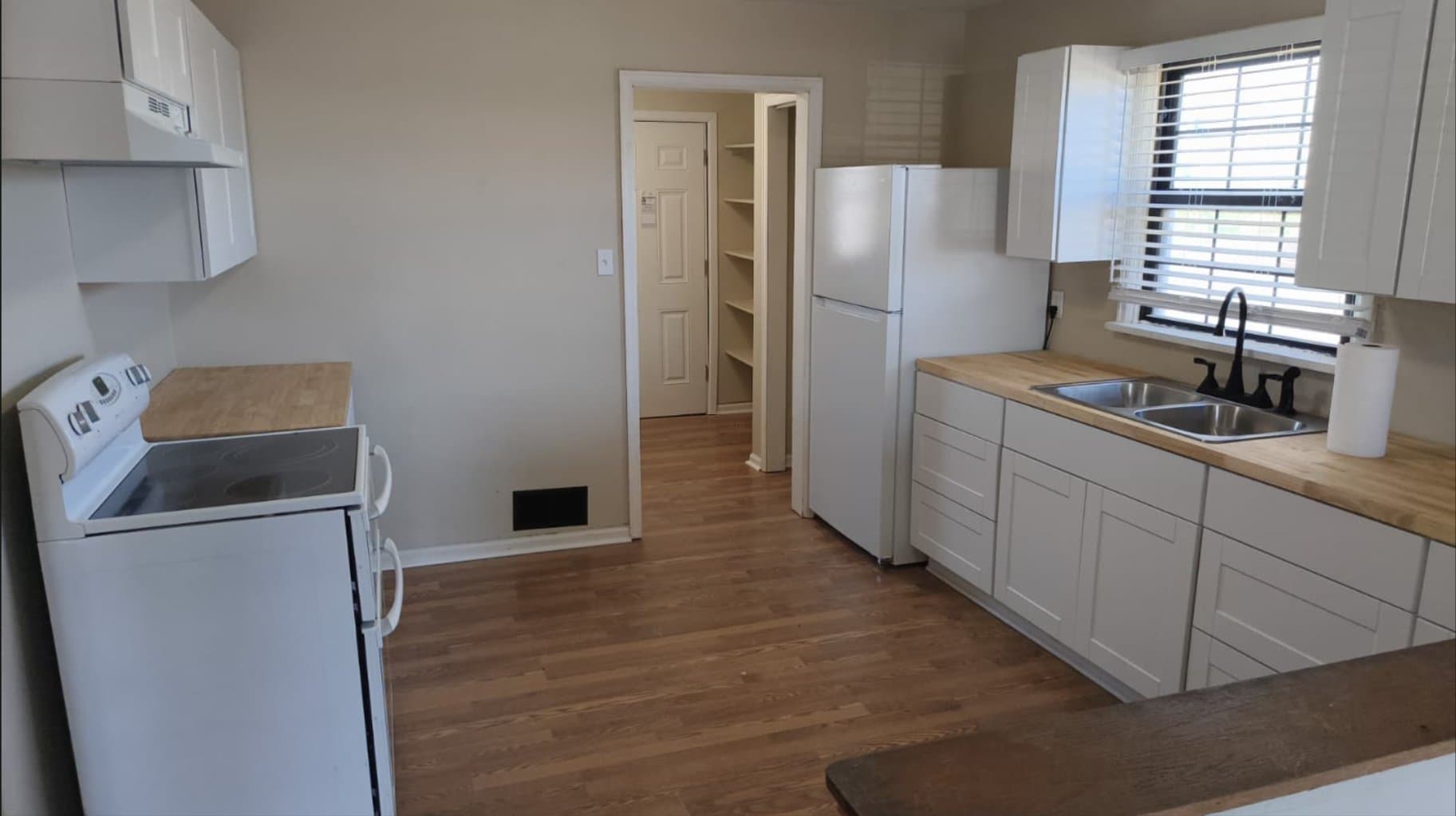 Pueblo House: 1625 E 18th St
