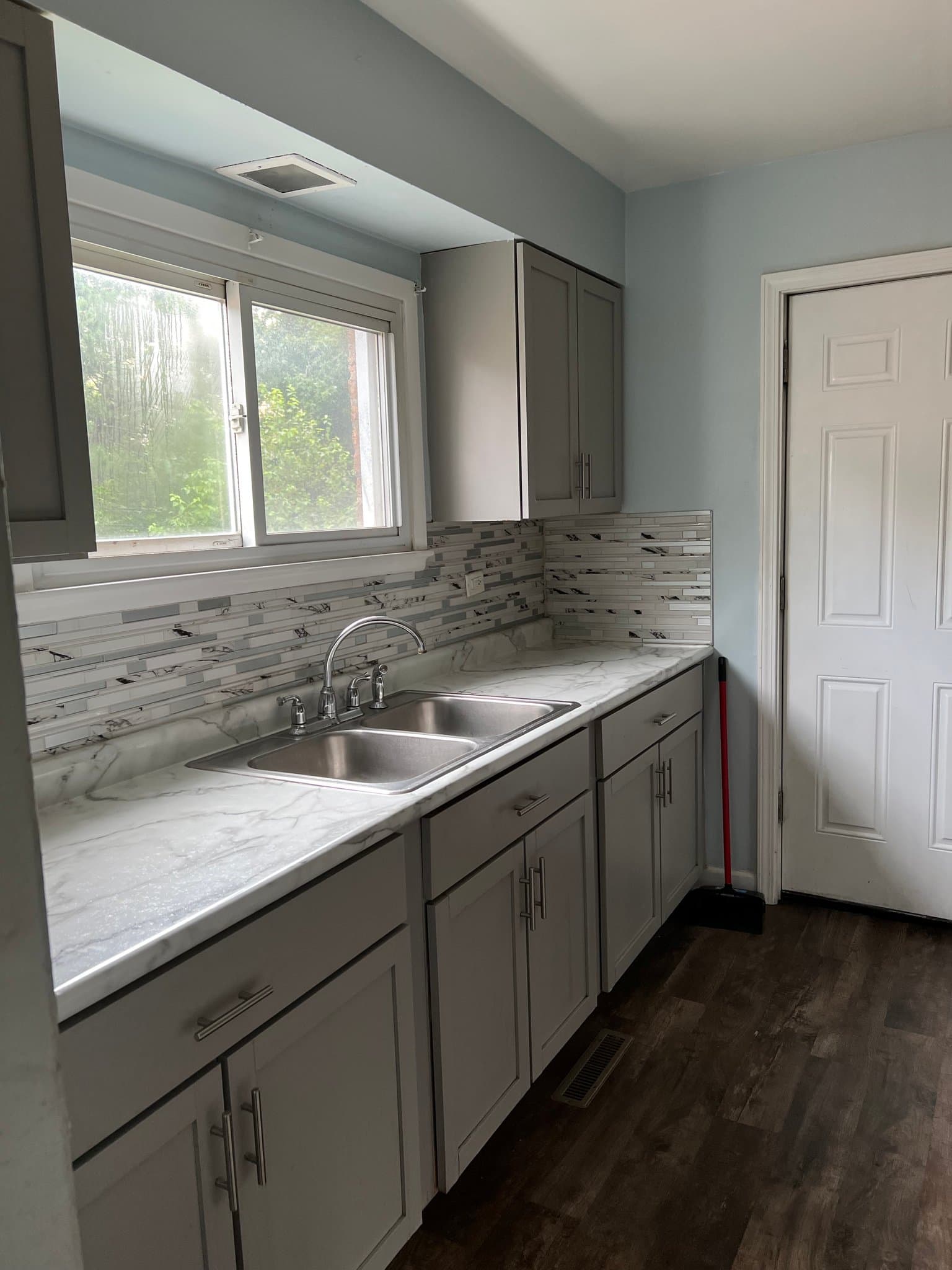 East Hazel Crest Apartment: 1903 171st Steet