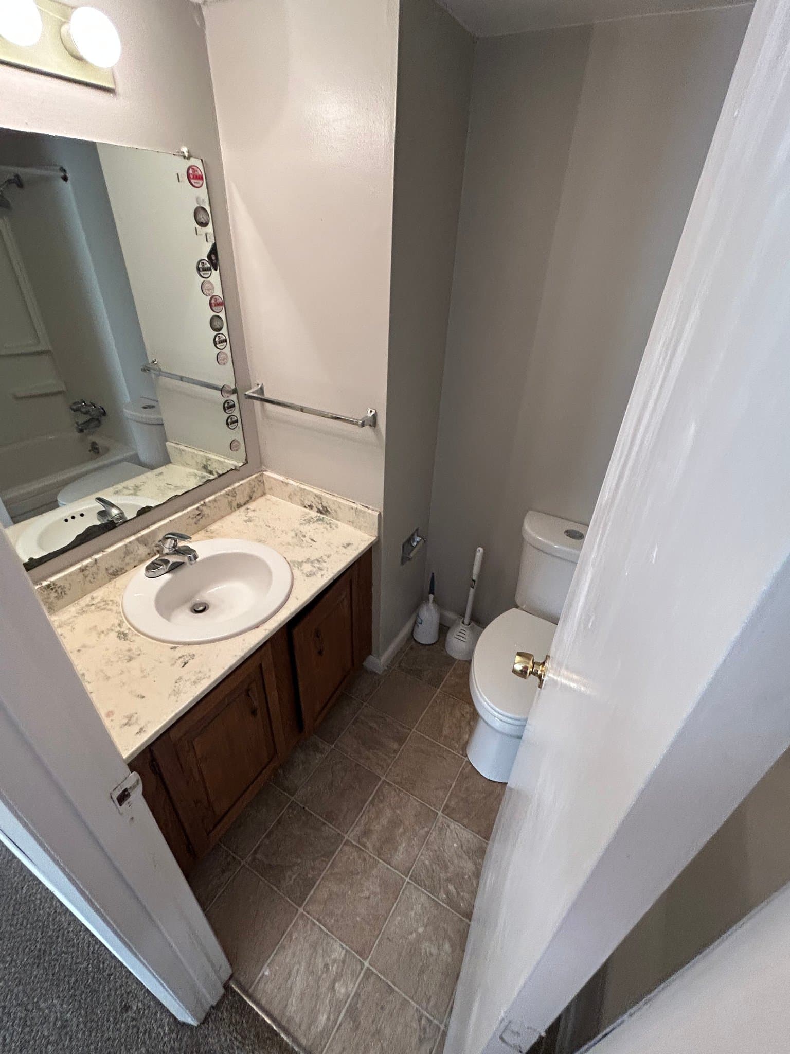 Lawrence Townhome: 2119 Quail Creek Dr