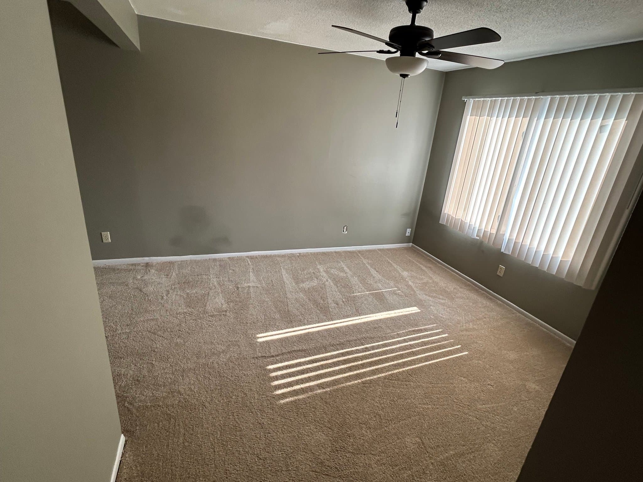 Lawrence Townhome: 2119 Quail Creek Dr