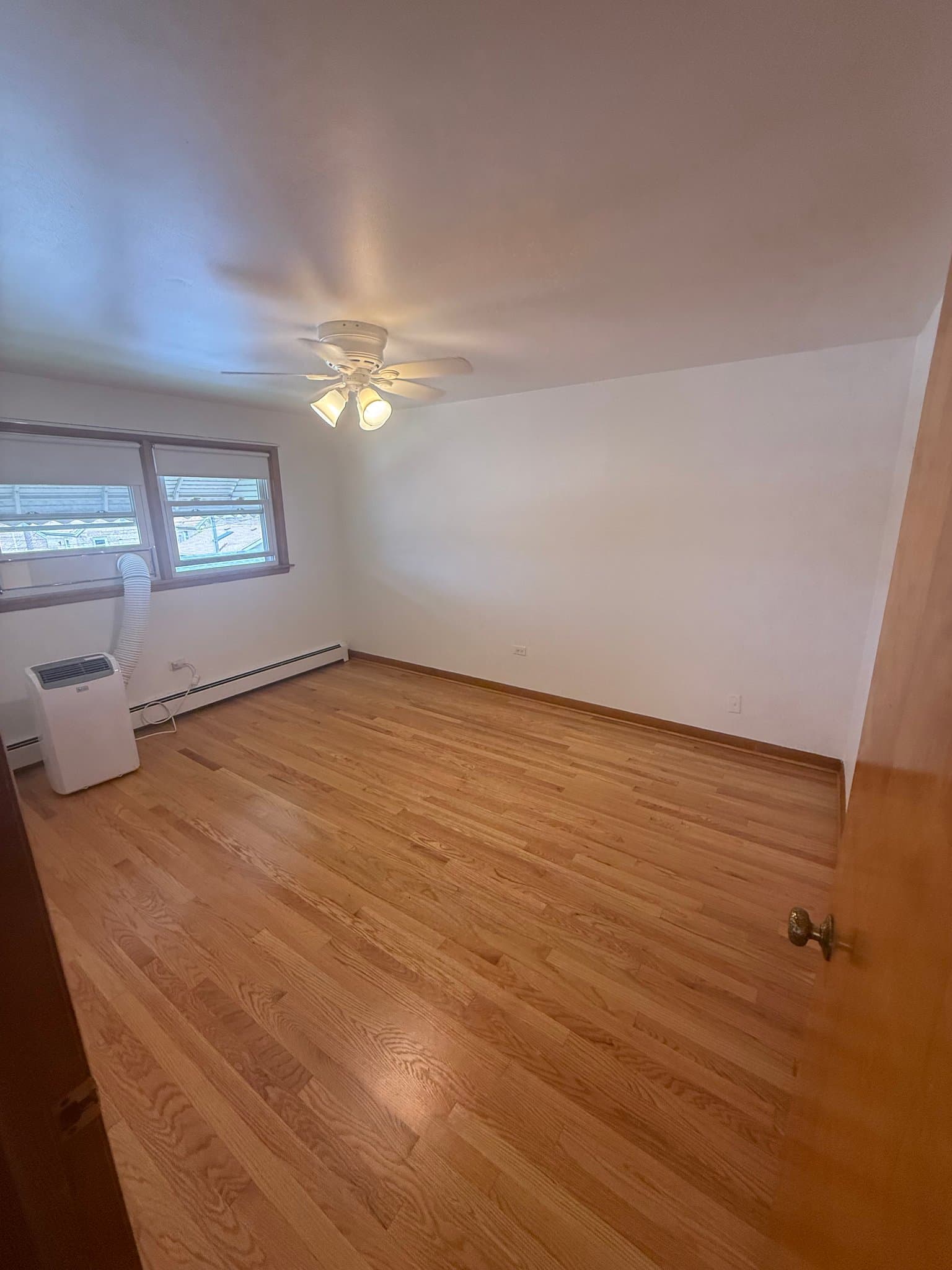 Chicago Apartment: 4338 S Komensky Ave
