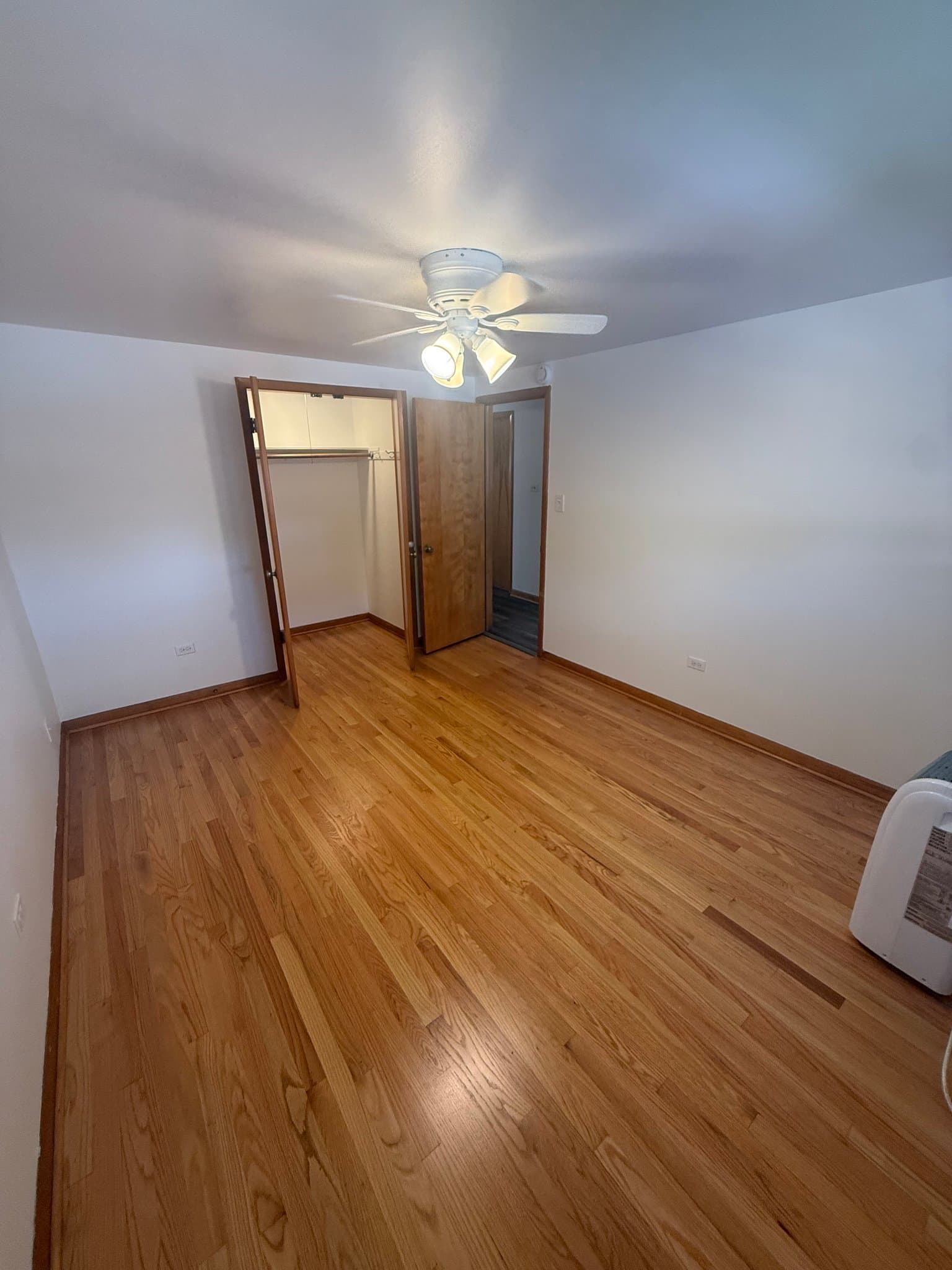 Chicago Apartment: 4338 S Komensky Ave