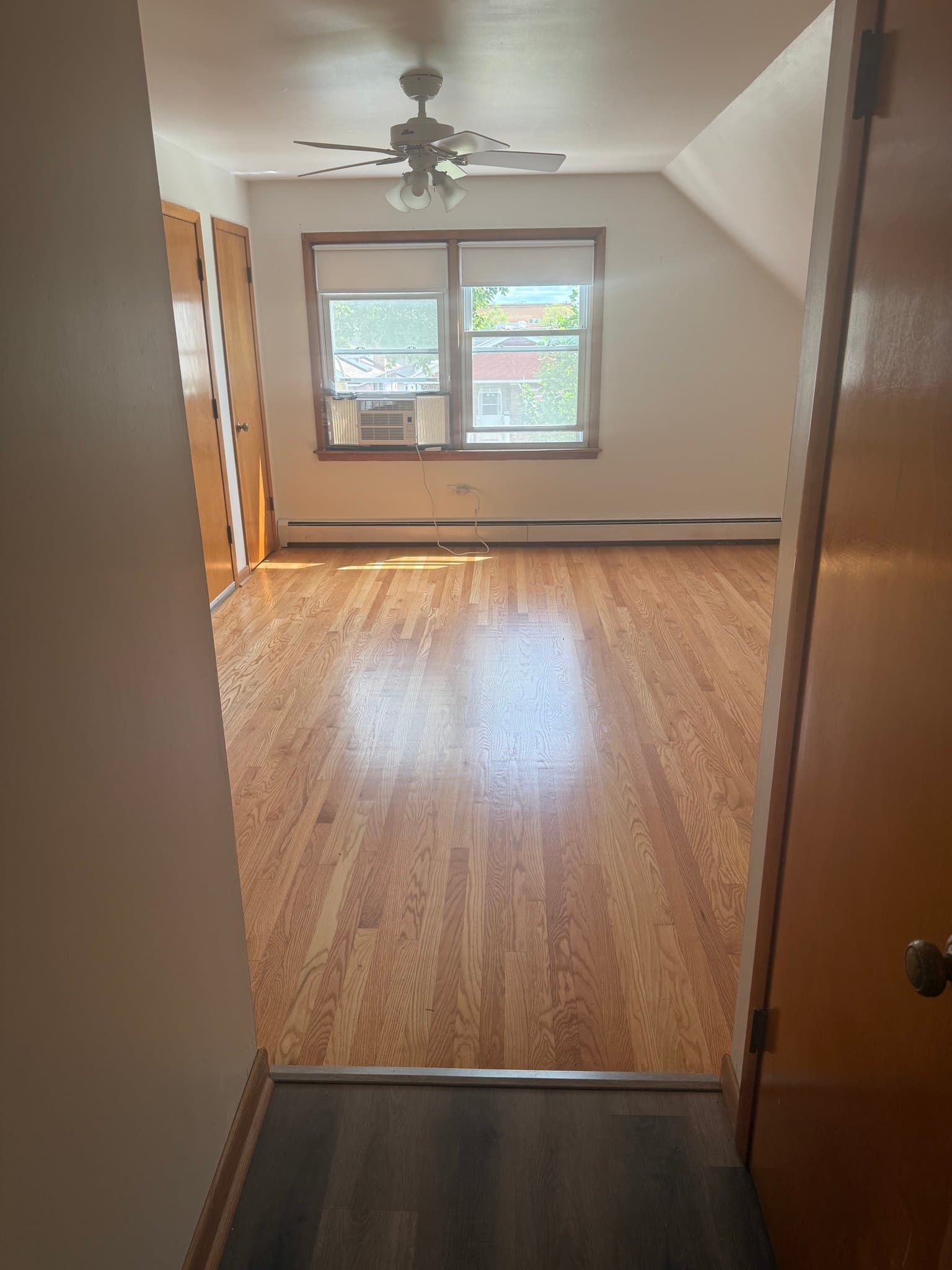 Chicago Apartment: 4338 S Komensky Ave