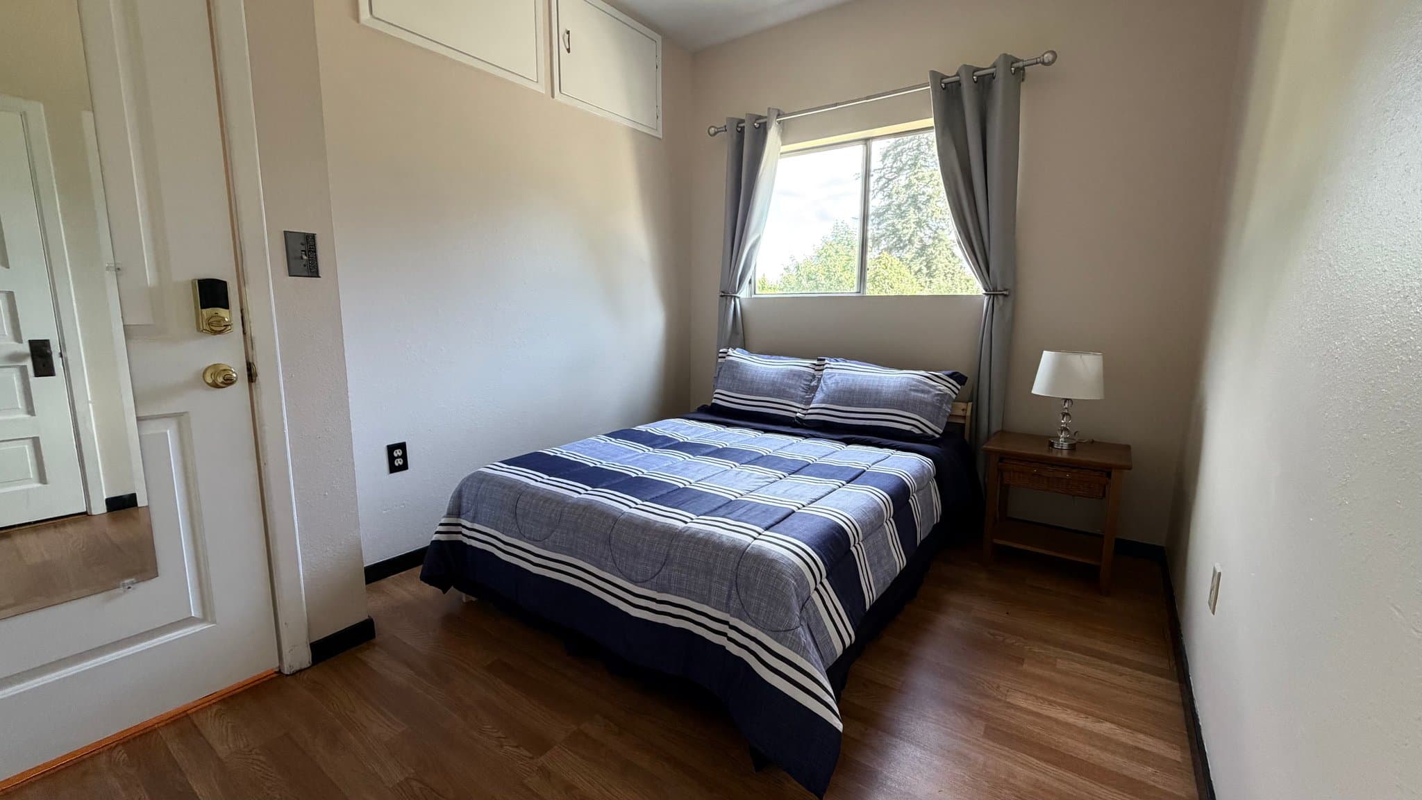 Kent Single Room: 13601 SE 266th St
