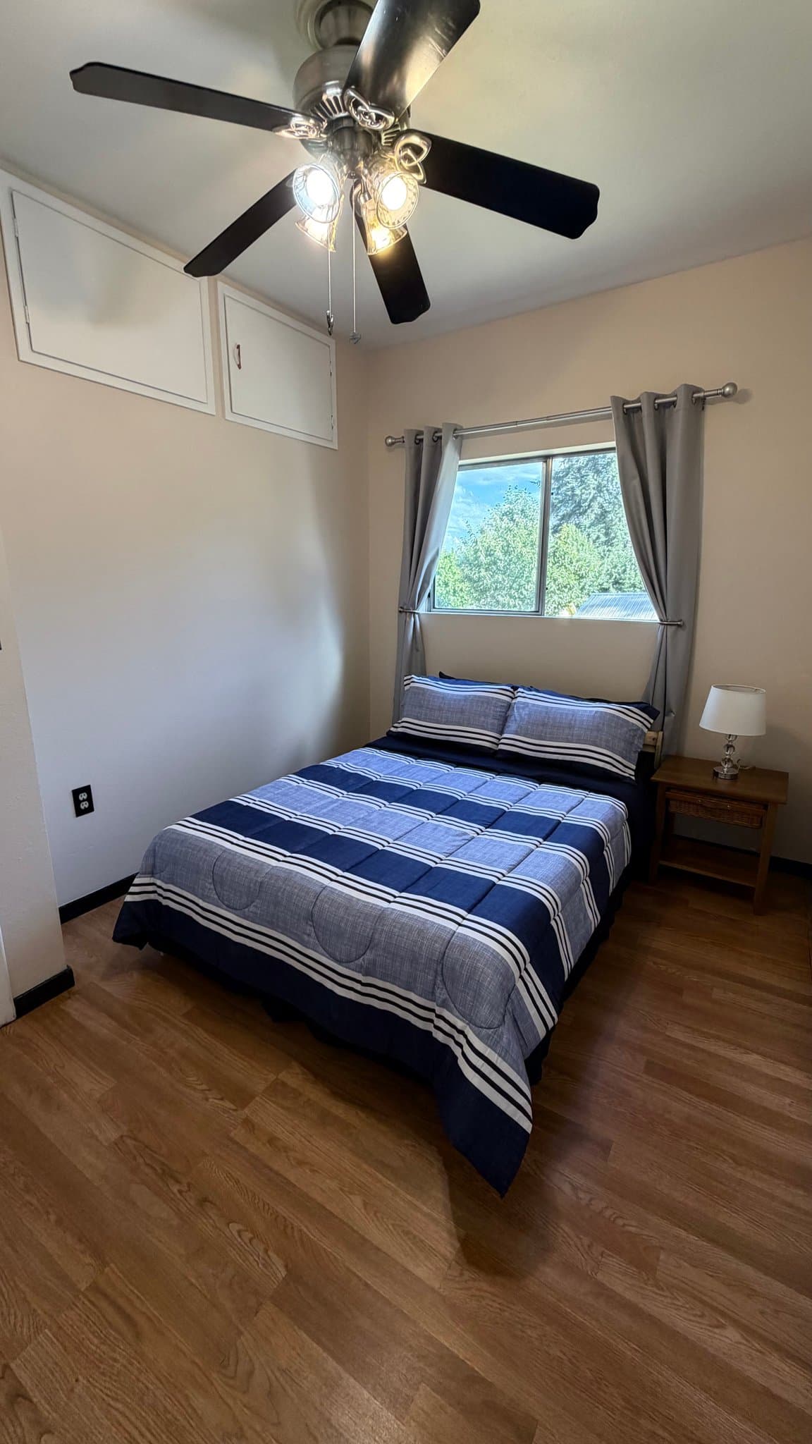 Kent Single Room: 13601 SE 266th St