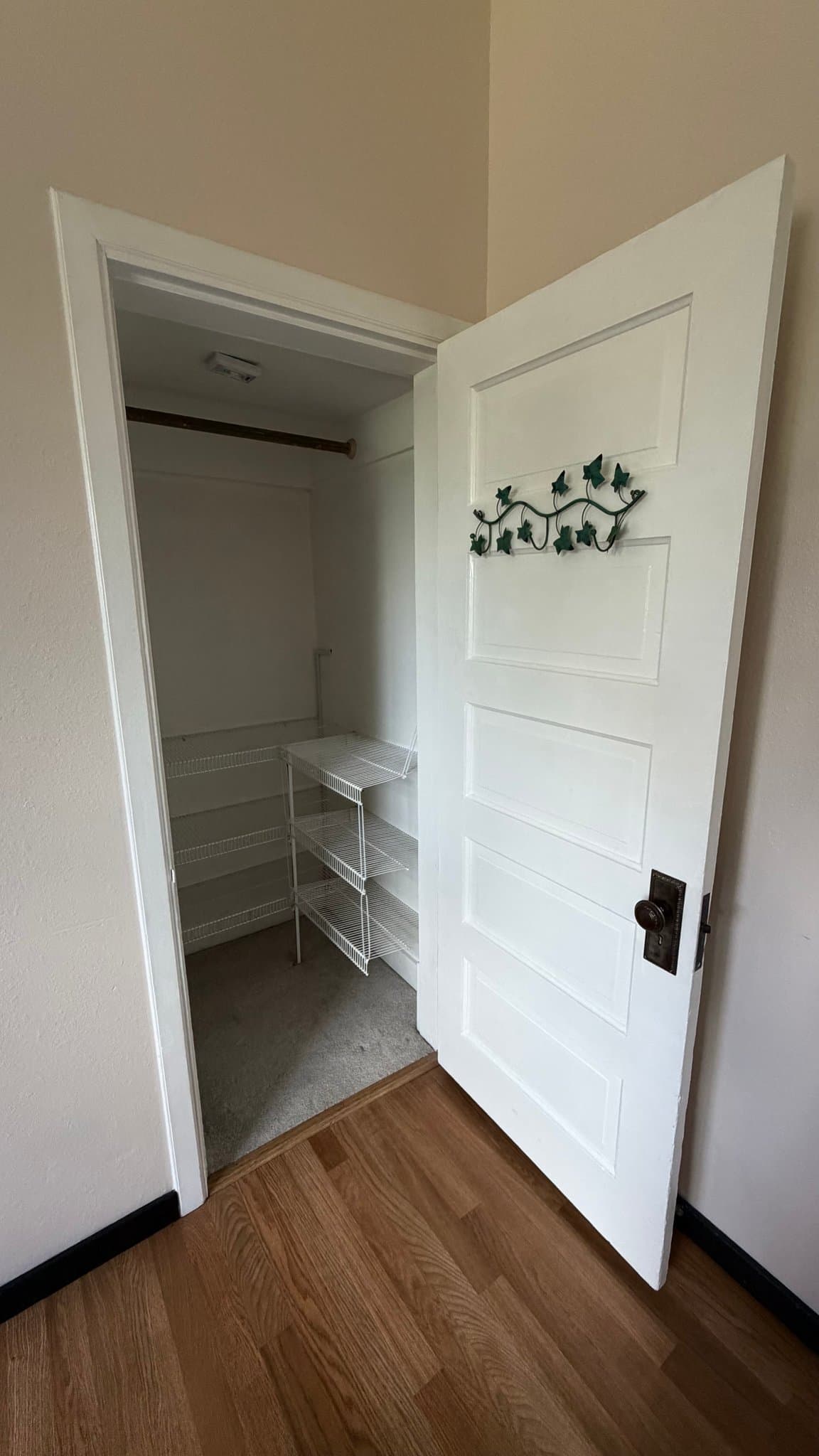 Kent Single Room: 13601 SE 266th St