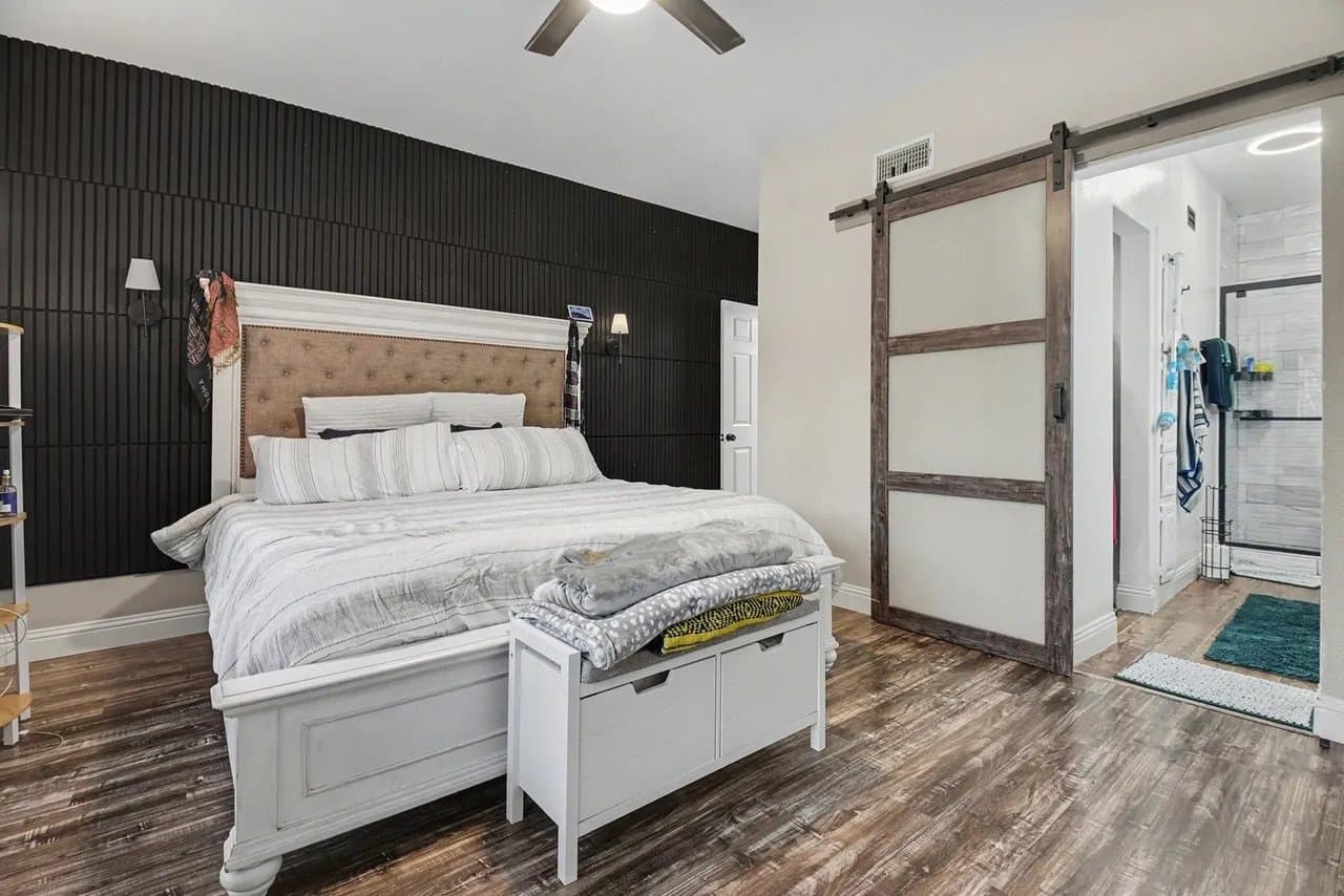 Dallas Condo: 8550 Fair Oaks Xing