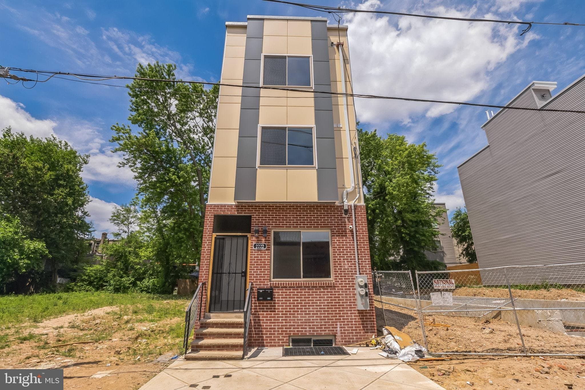 Philadelphia Apartment: 2222 N 7th St, Philadelphia, PA 19133