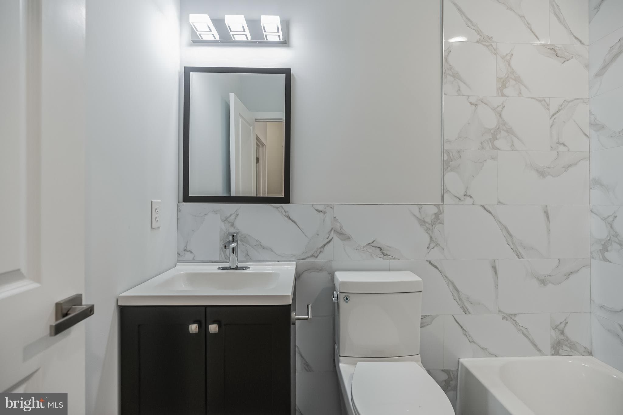 Philadelphia Apartment: 2222 N 7th St, Philadelphia, PA 19133