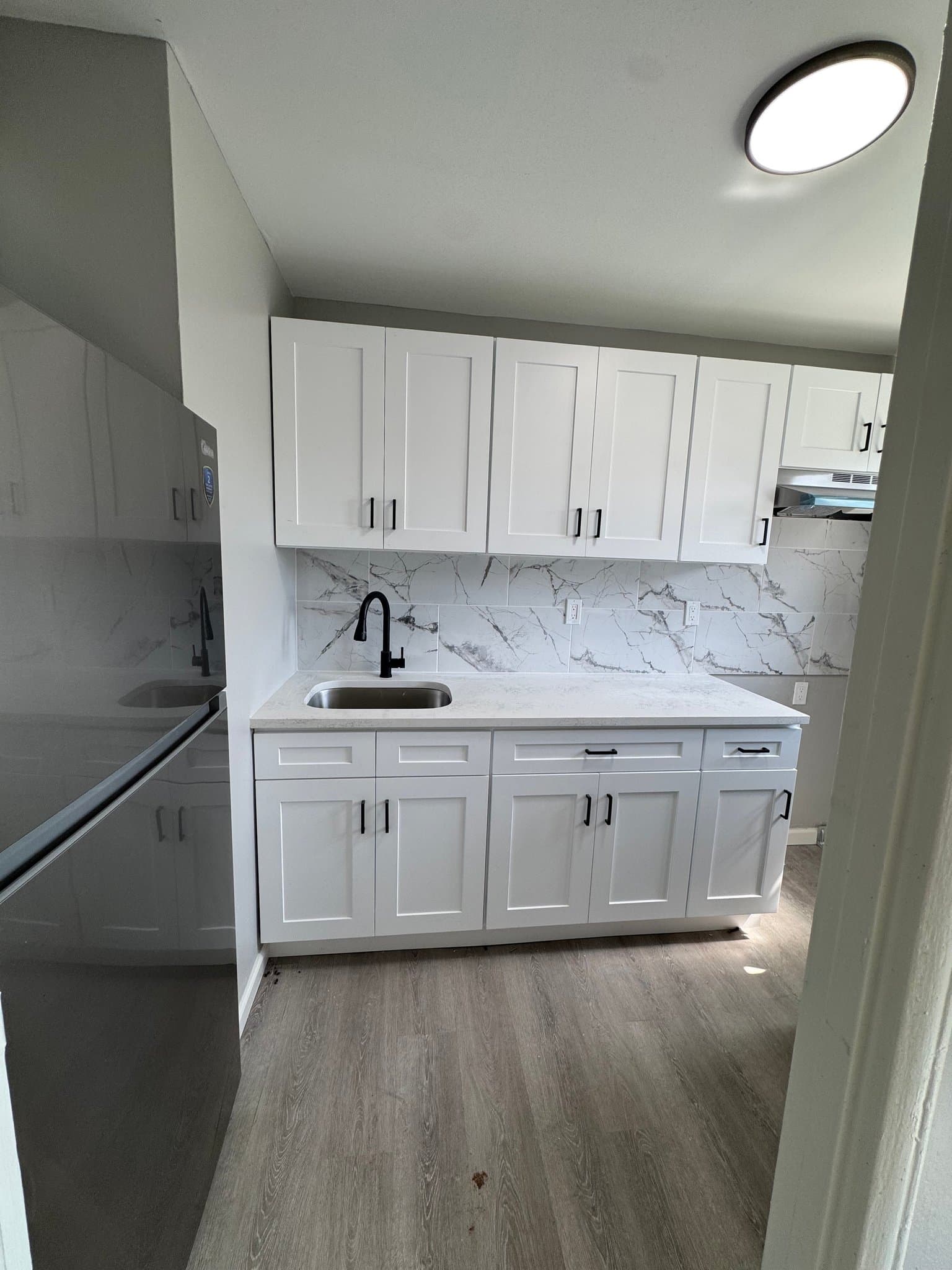 Hartford Apartment: 170 Earle Street