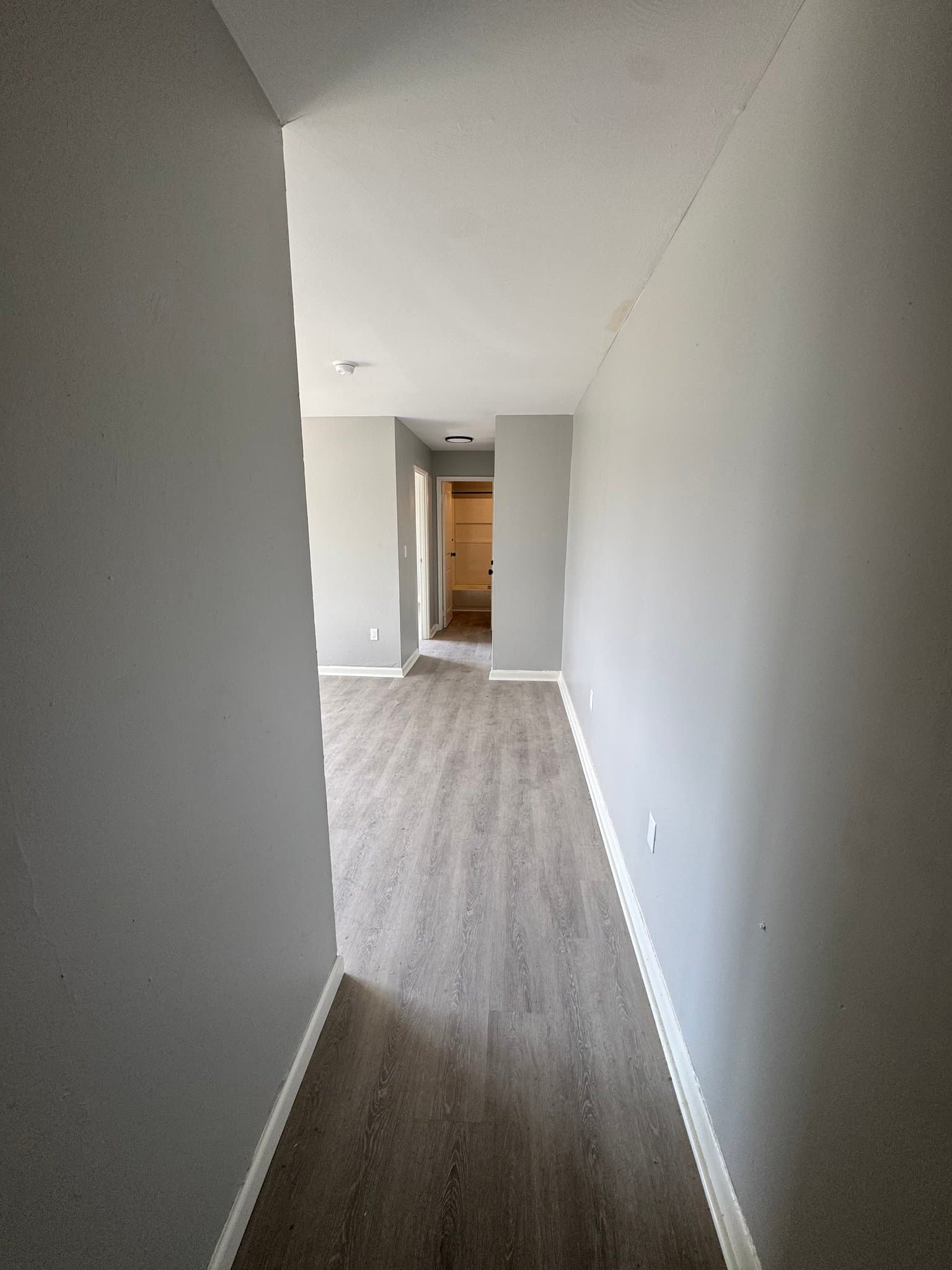 Hartford Apartment: 170 Earle Street