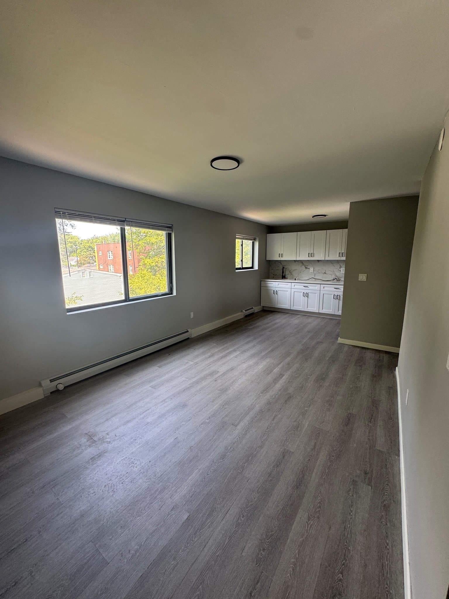 Hartford Apartment: 170 Earle Street