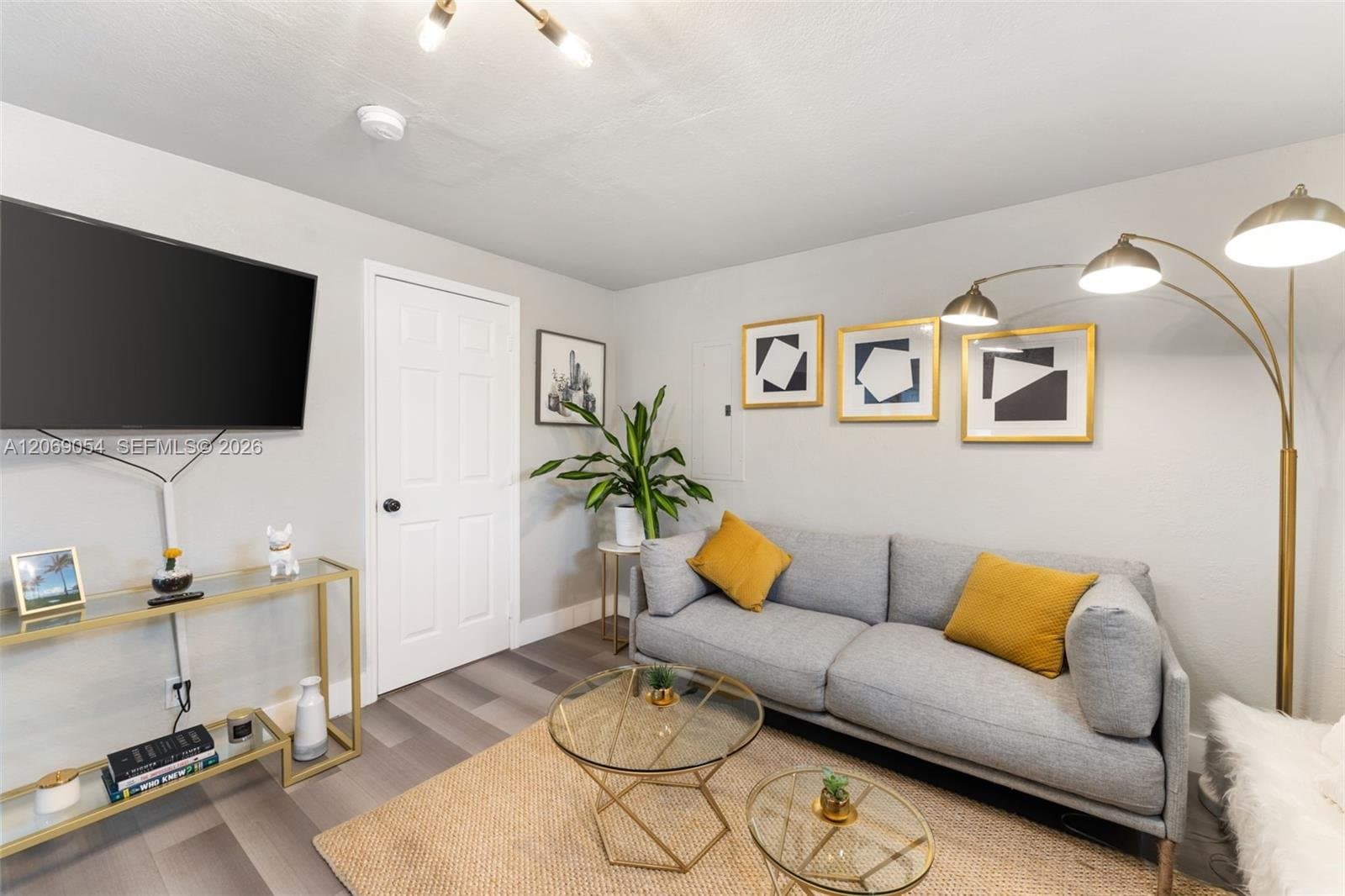 Miami House: 2275 NW 33rd St