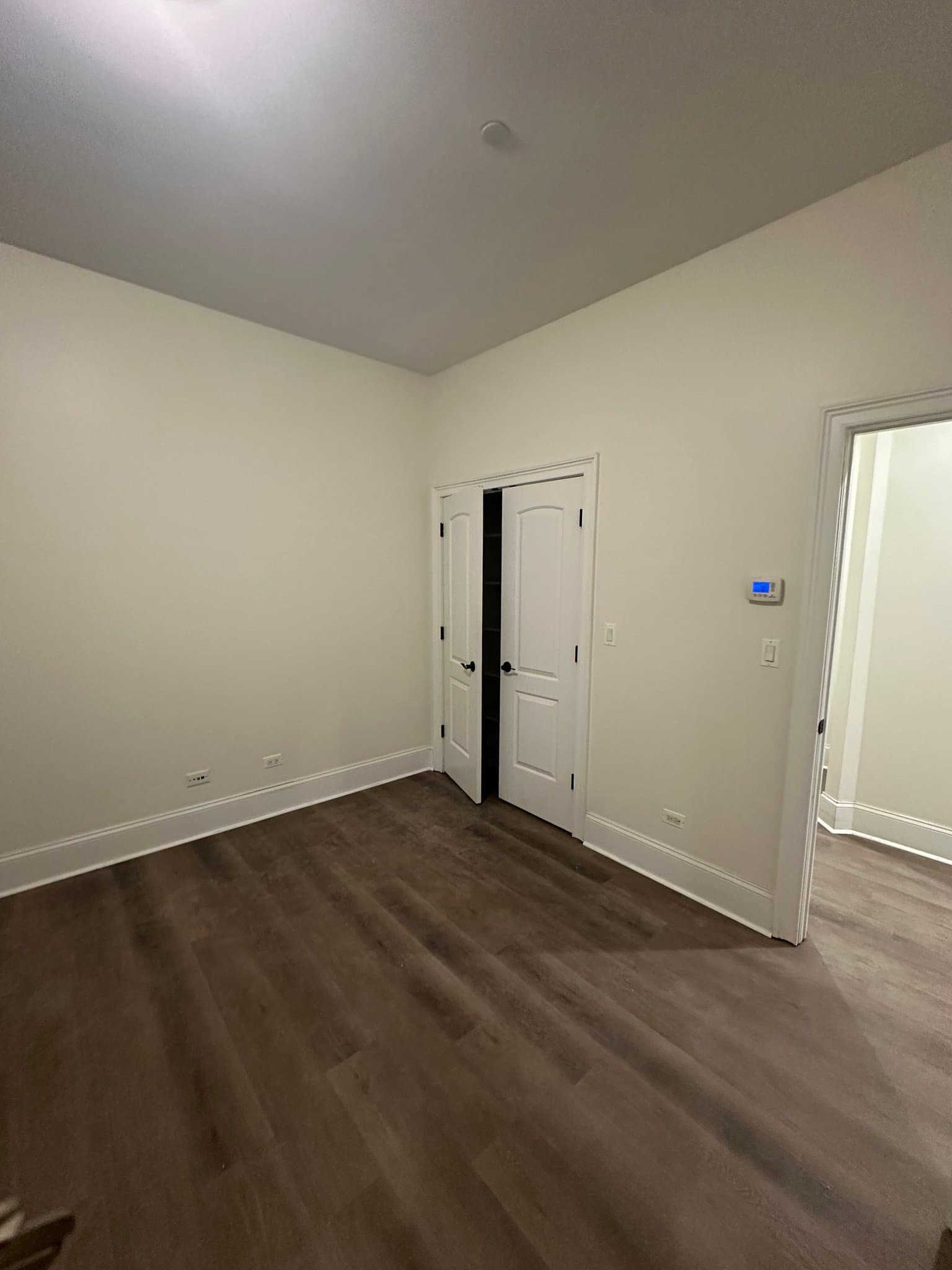 Evanston Apartment: 2500 Green Bay