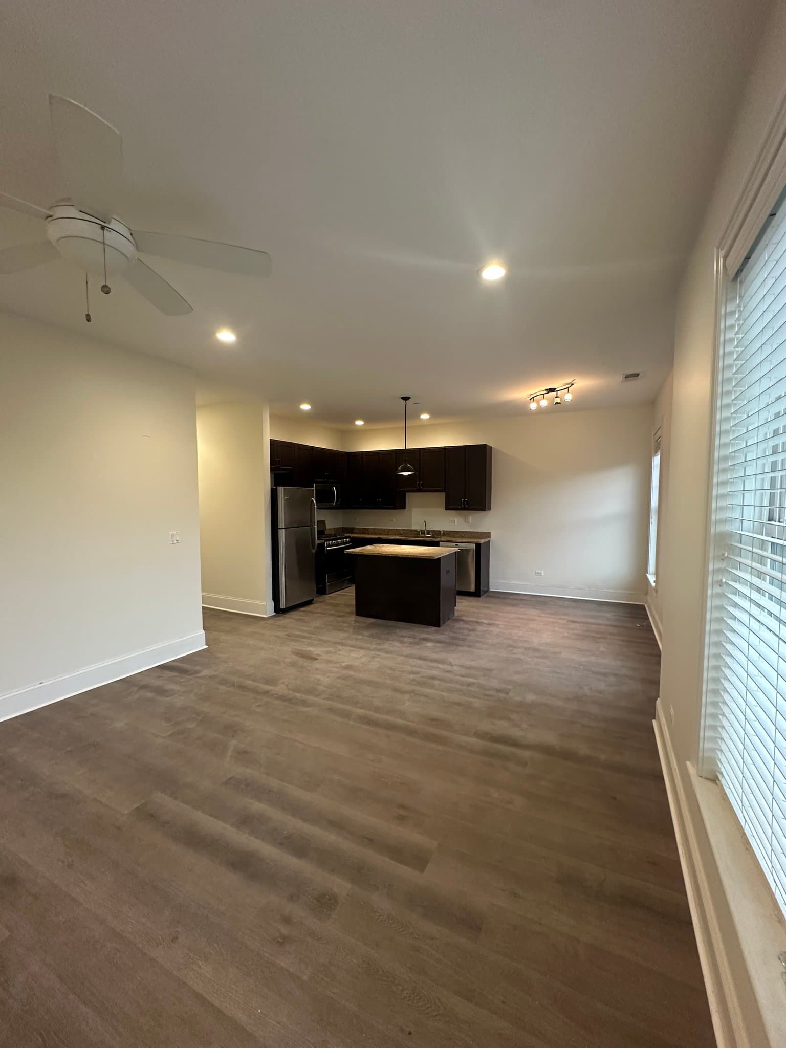Evanston Apartment: 2500 Green Bay