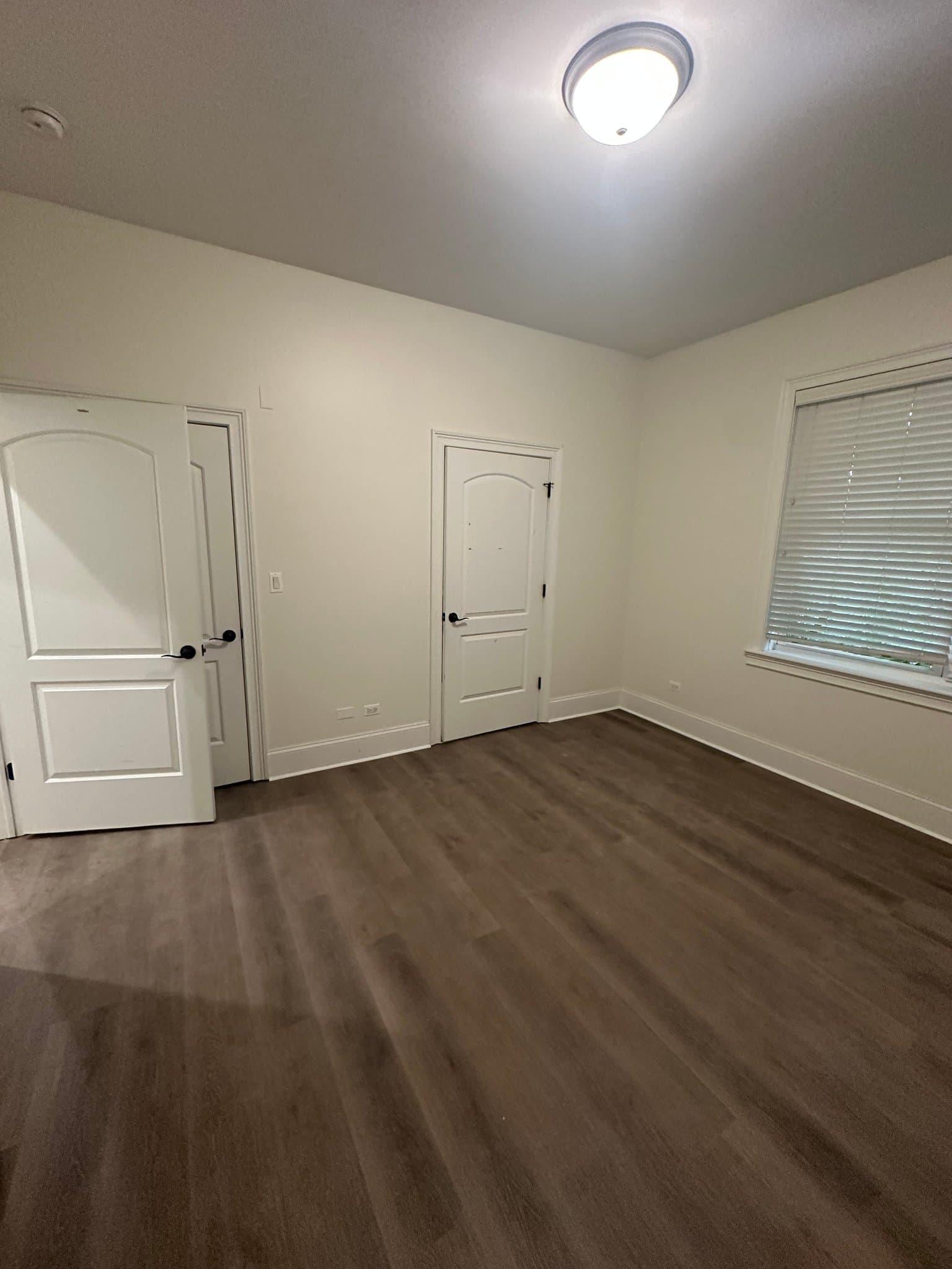 Evanston Apartment: 2500 Green Bay