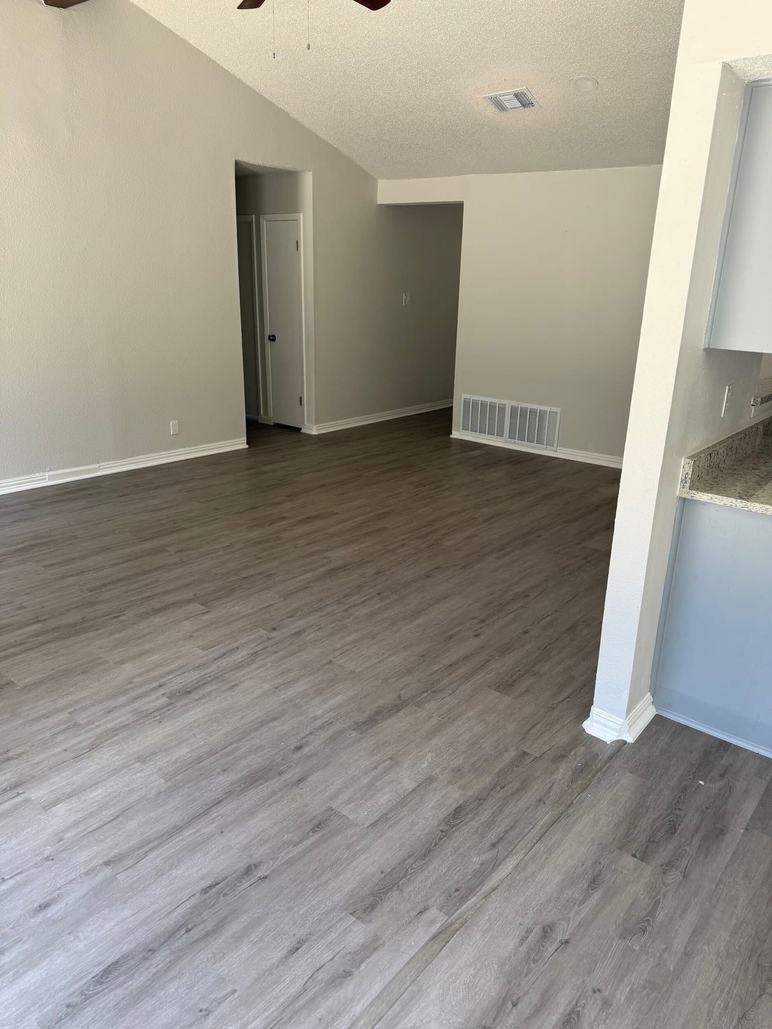 San Antonio House: 7534 Lincoln village dr