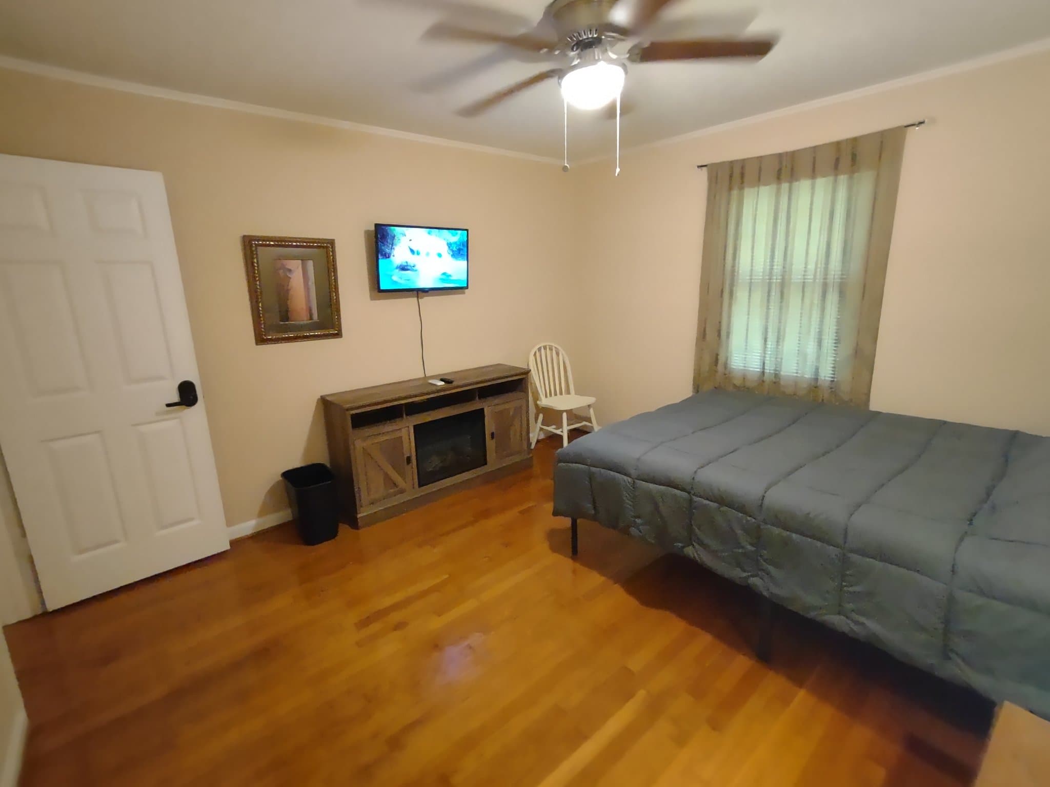 Norcross Single Room: 5823 Button gwinnett pl