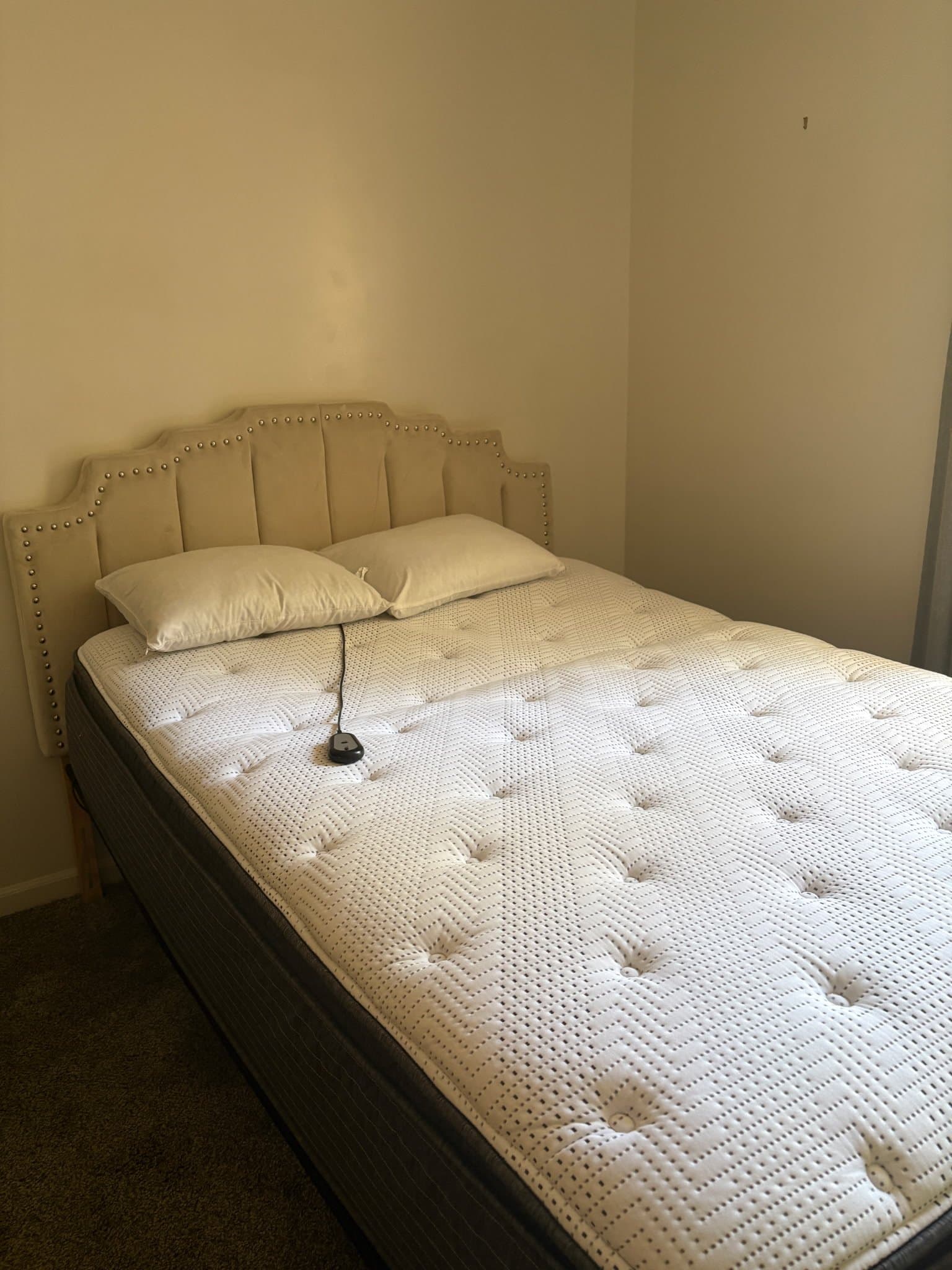 Lansing Single Room: 3705 Burchfield