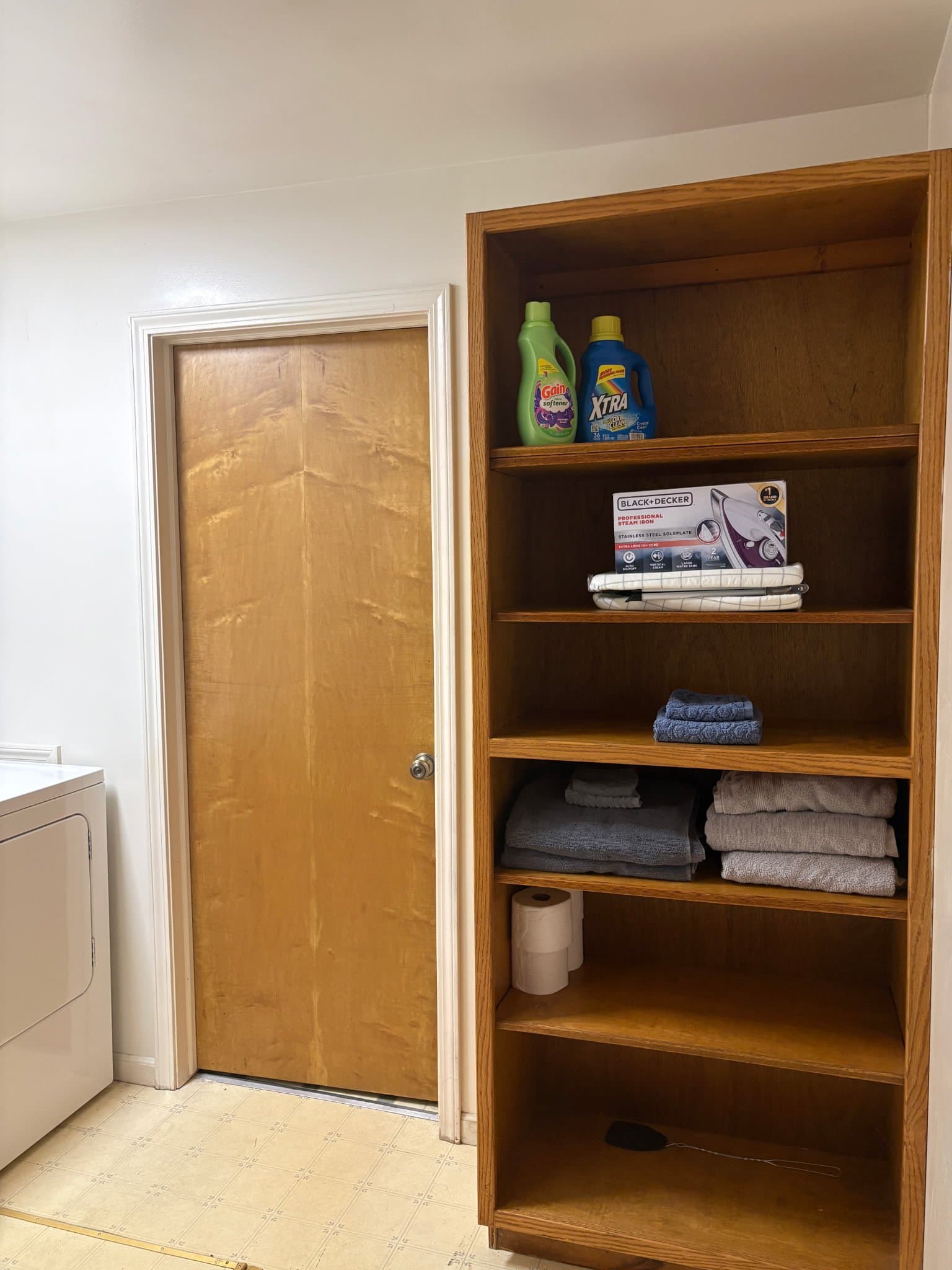 Lansing Single Room: 3705 Burchfield
