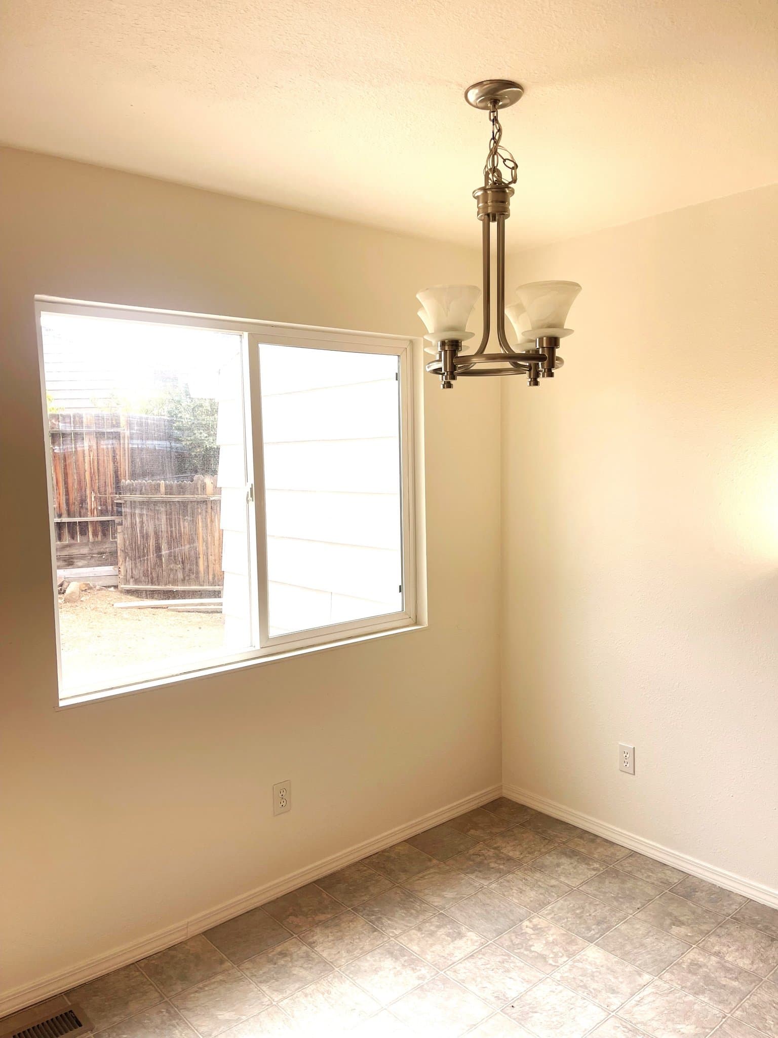 Reno House: 570 Darwin Circle