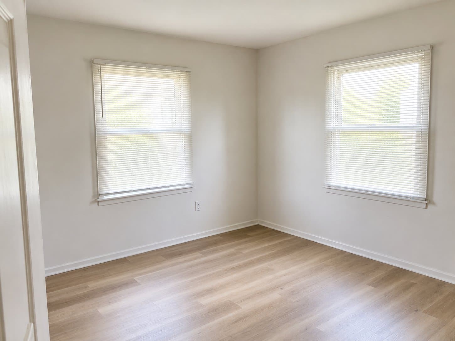 Willingboro House: 55 Bloomfield Ln