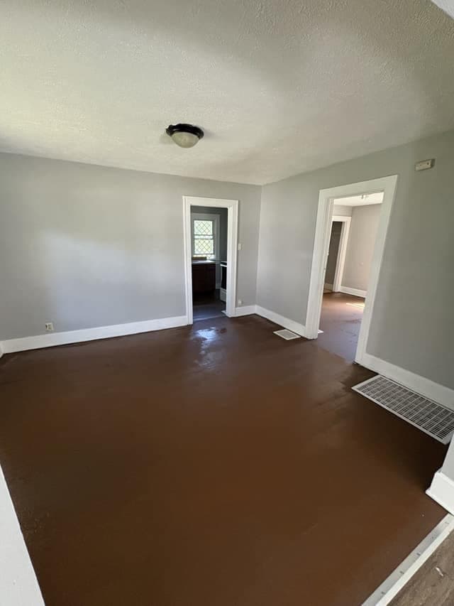 Decatur House: 238 W Peoria