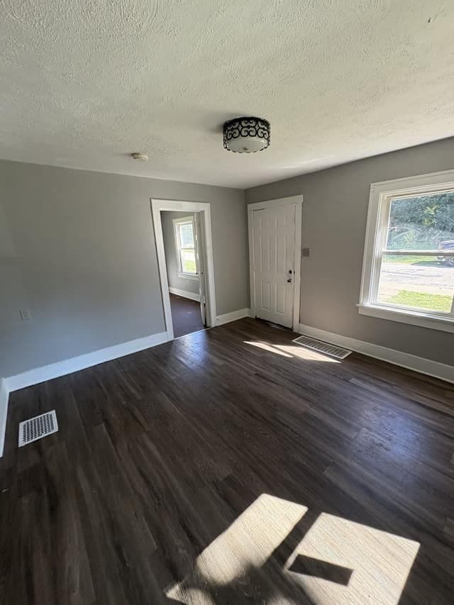 Decatur House: 238 W Peoria
