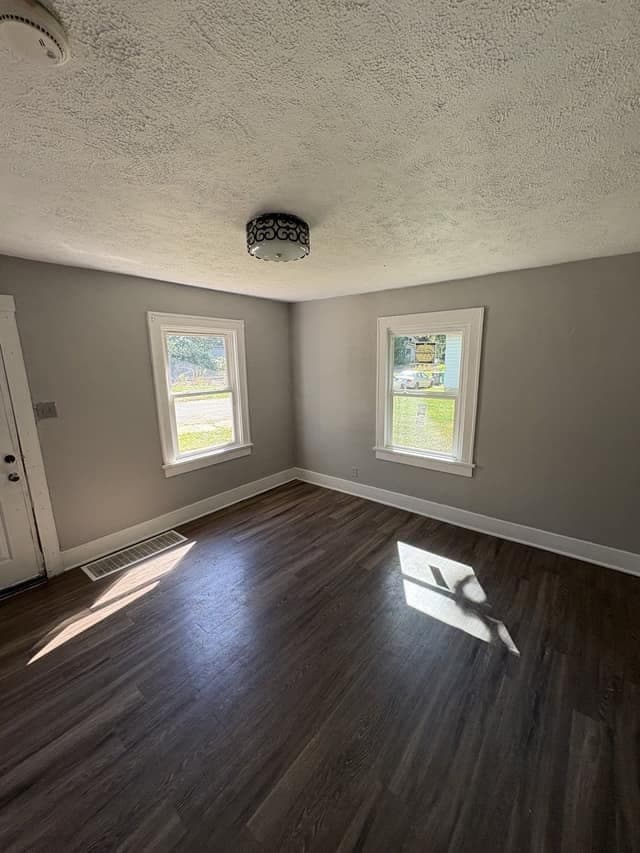 Decatur House: 238 W Peoria