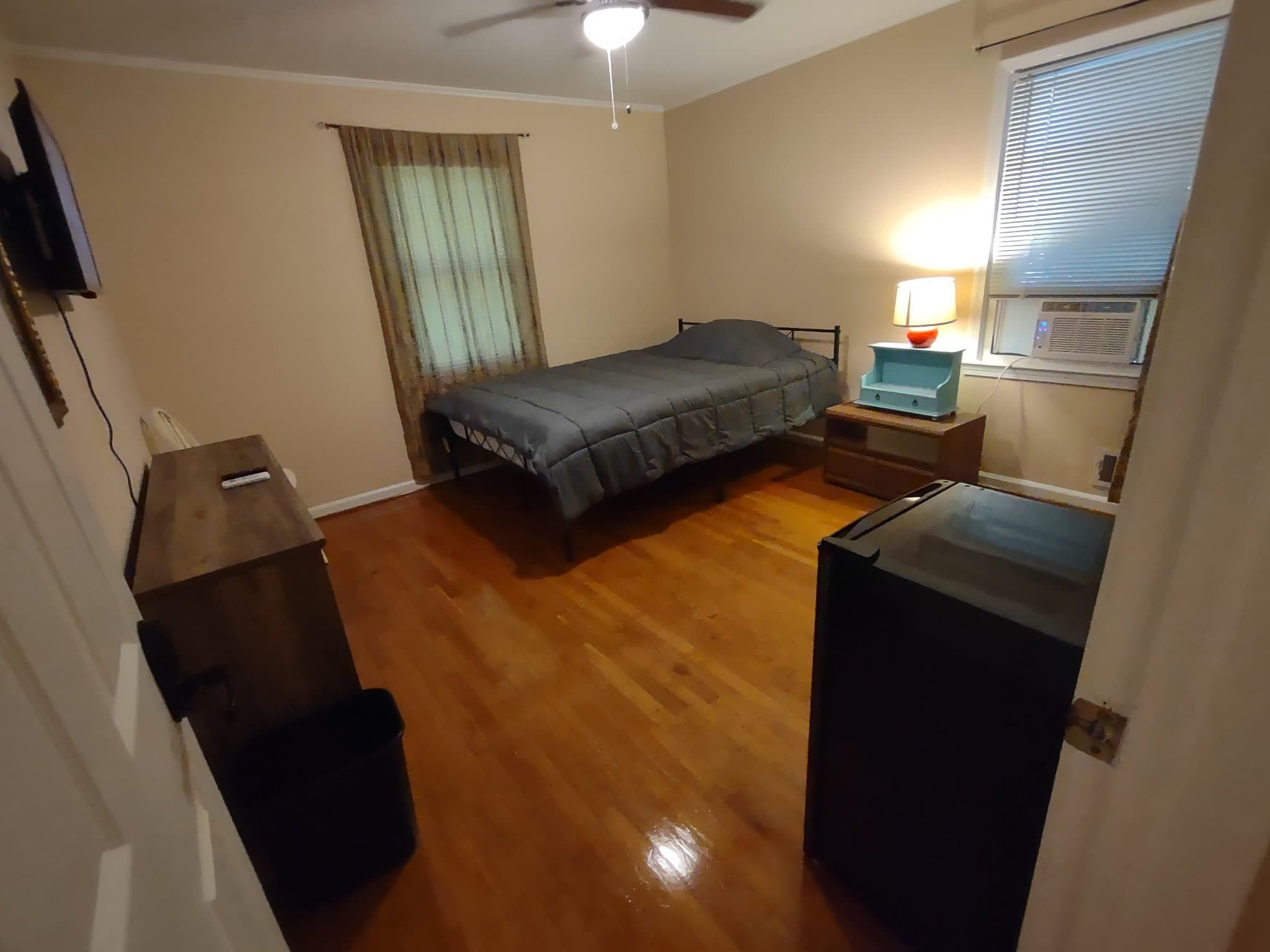 Norcross Single Room: 5823 Button gwinnett pl