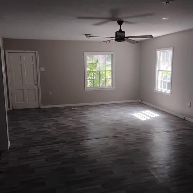 Jackson House: 844 Combs St