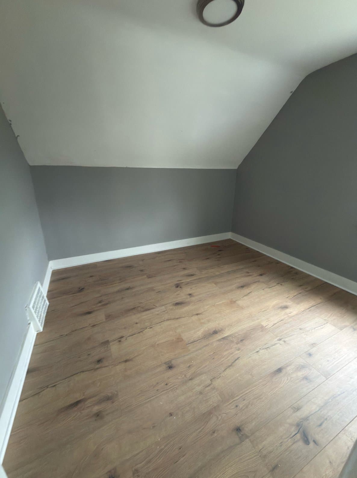 Milwaukee Townhome: 3220 N 21st Street