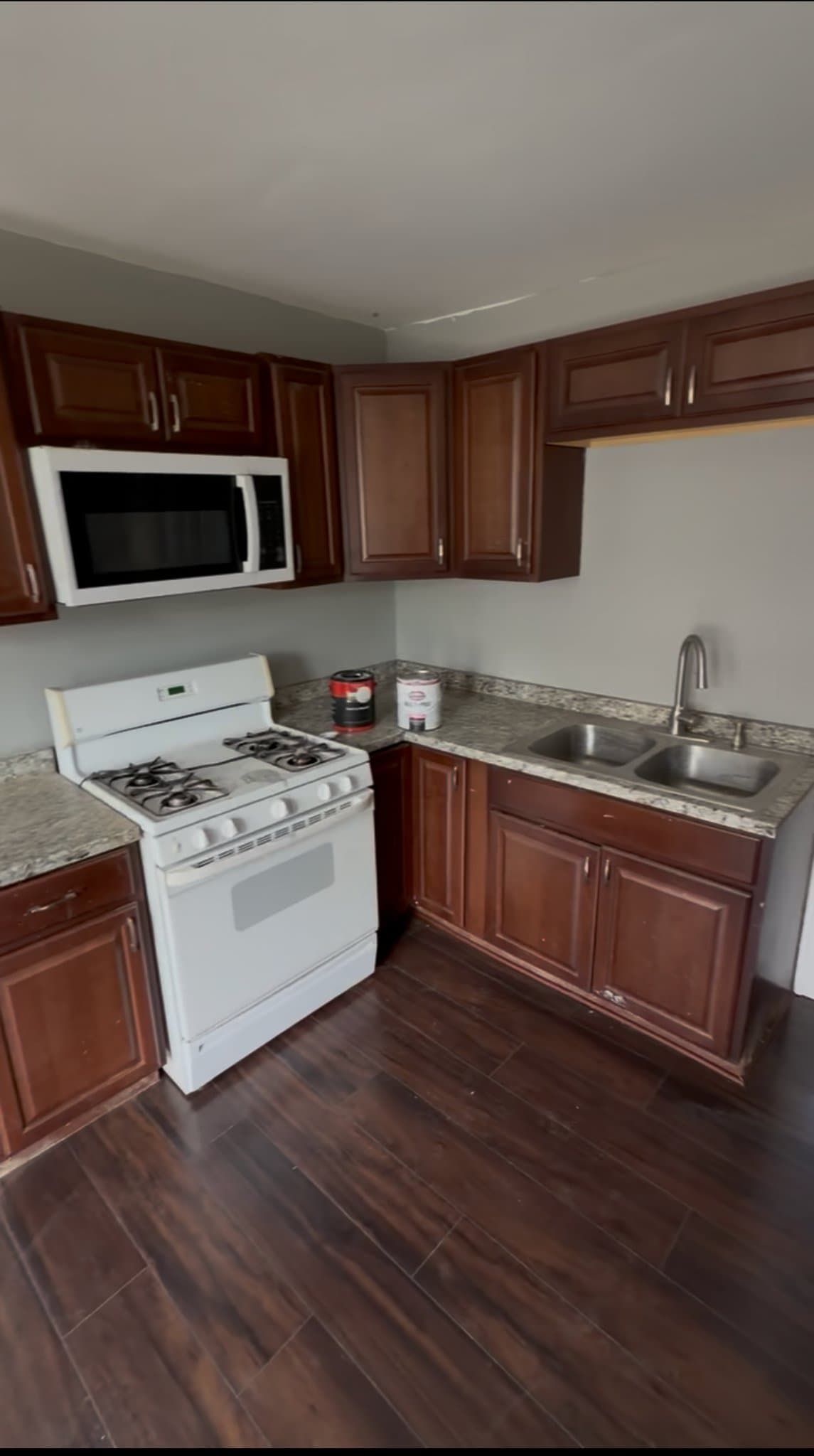 Milwaukee Townhome: 3220 N 21st Street