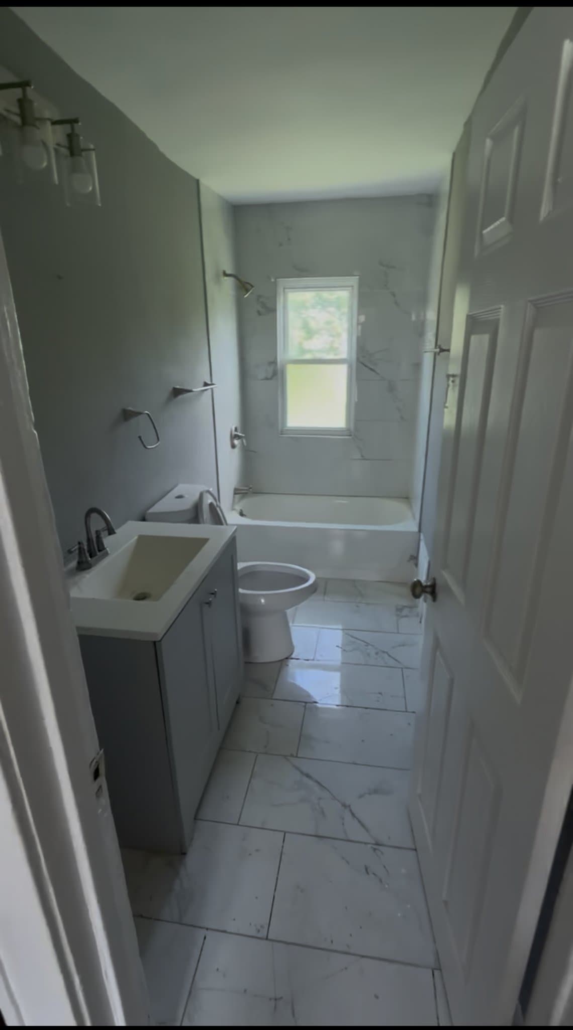 Milwaukee Townhome: 3220 N 21st Street