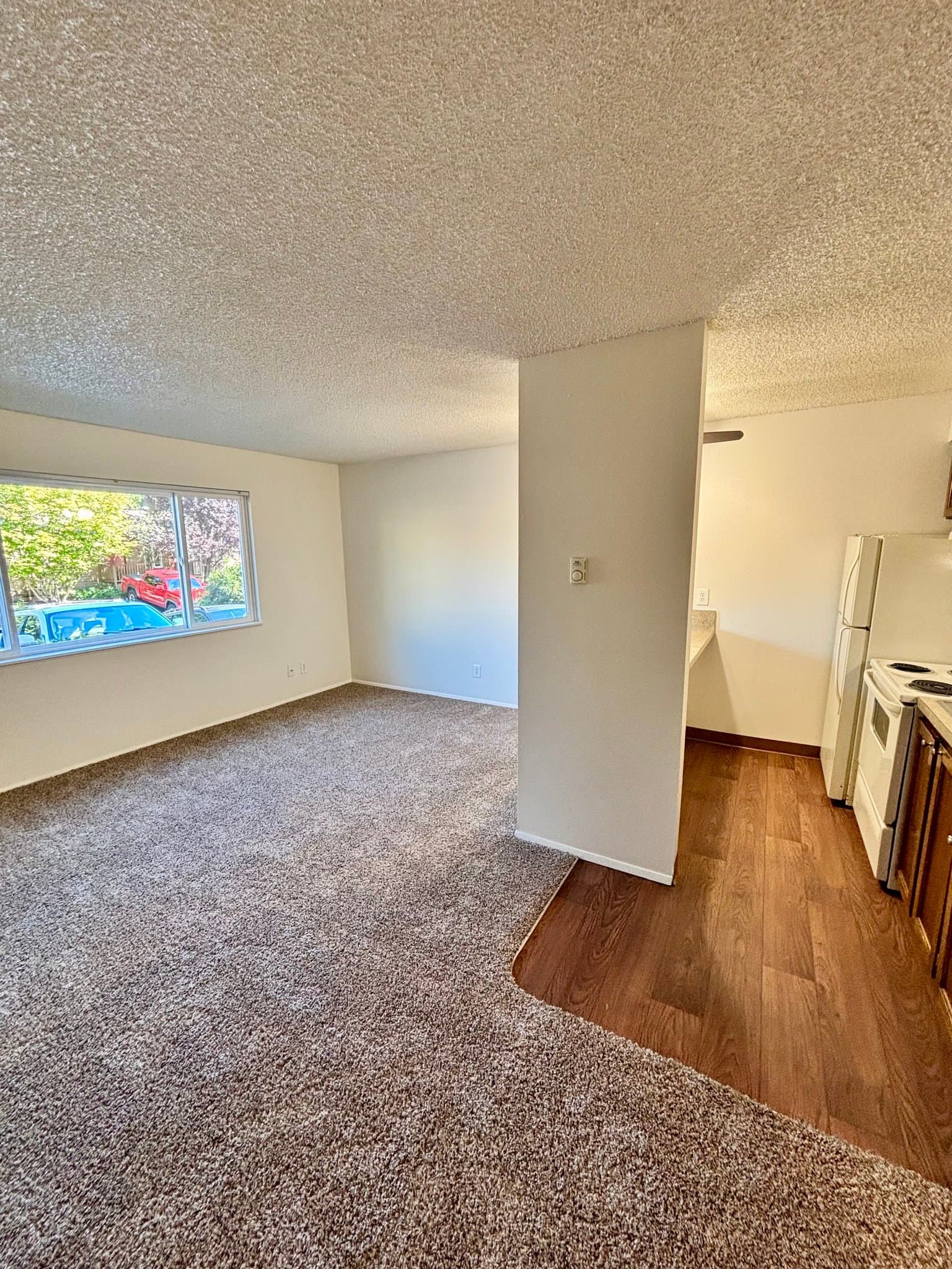 Beaverton Apartment: 3950 SW 102nd Ave