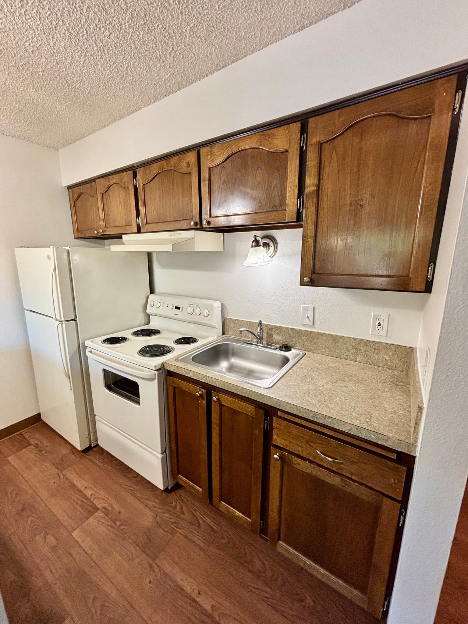 Beaverton Apartment: 3950 SW 102nd Ave