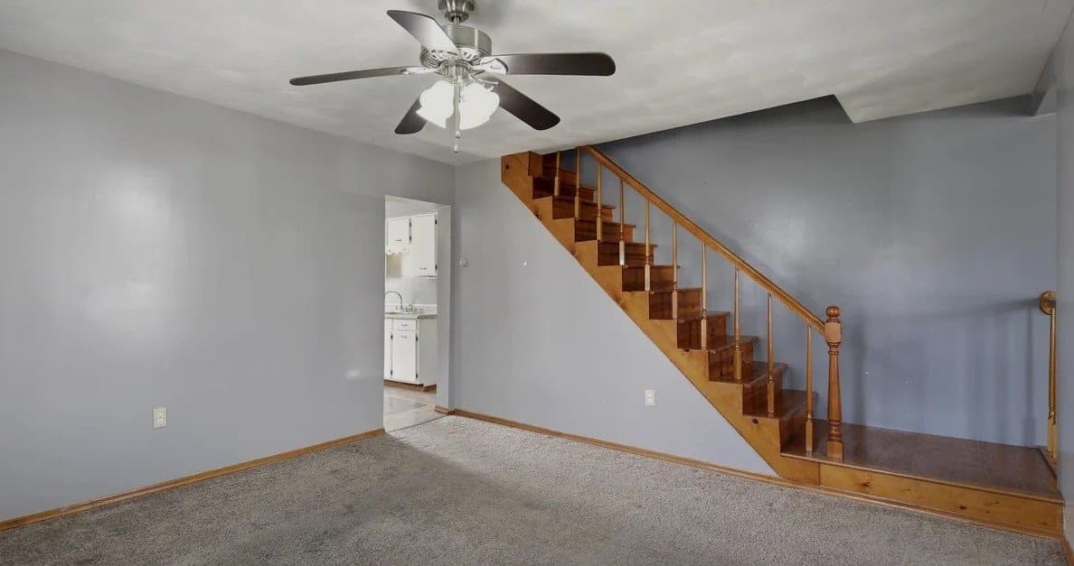 West Wyoming House: 14 Gregory St