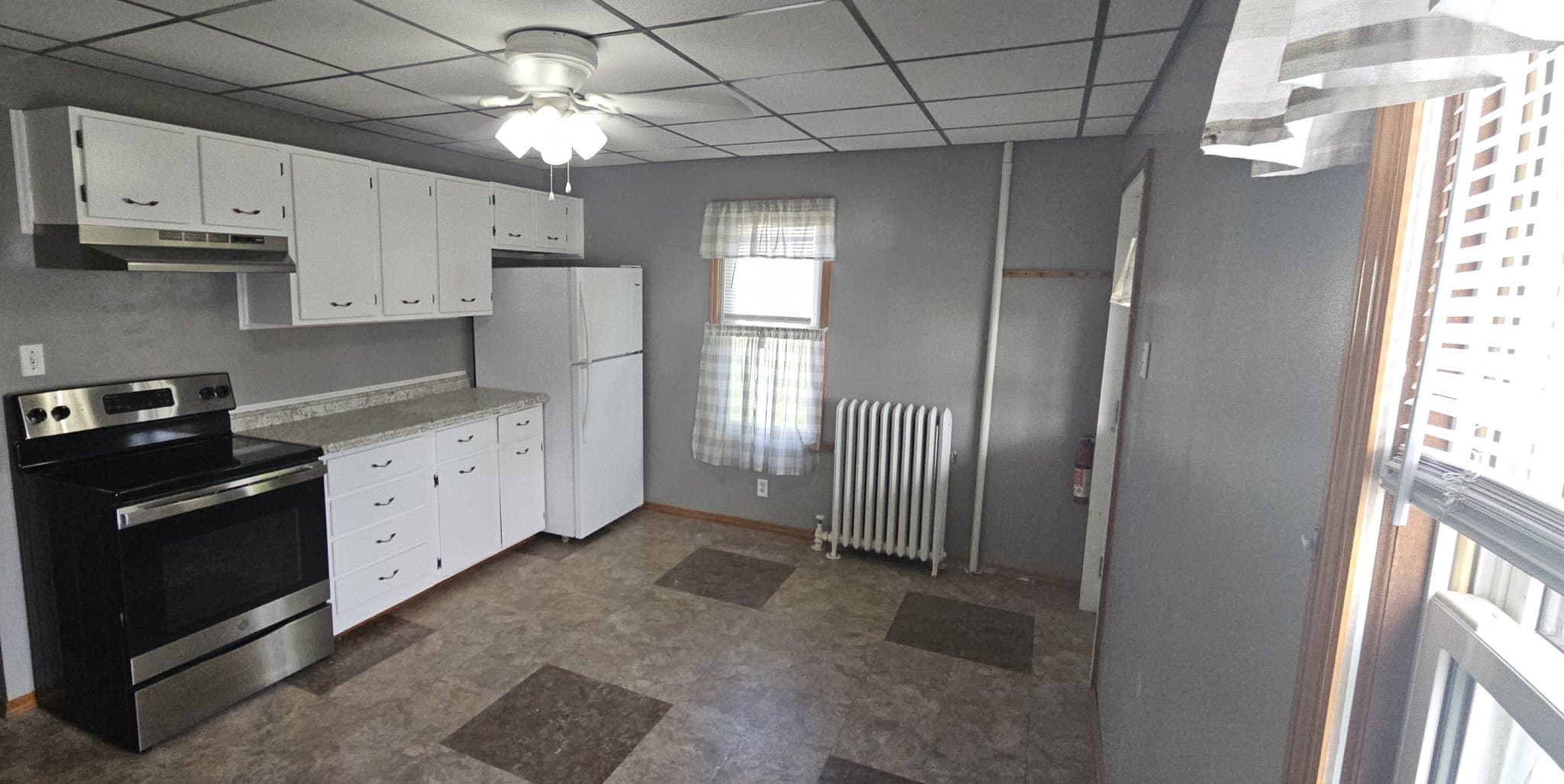 West Wyoming House: 14 Gregory St
