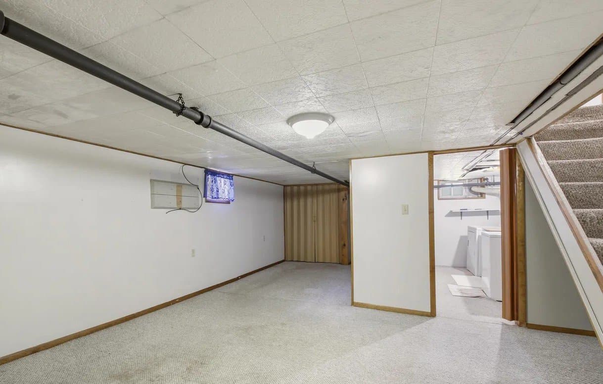 West Wyoming House: 14 Gregory St