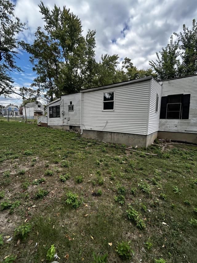 St. Louis House: 5417 Ruskin Ave