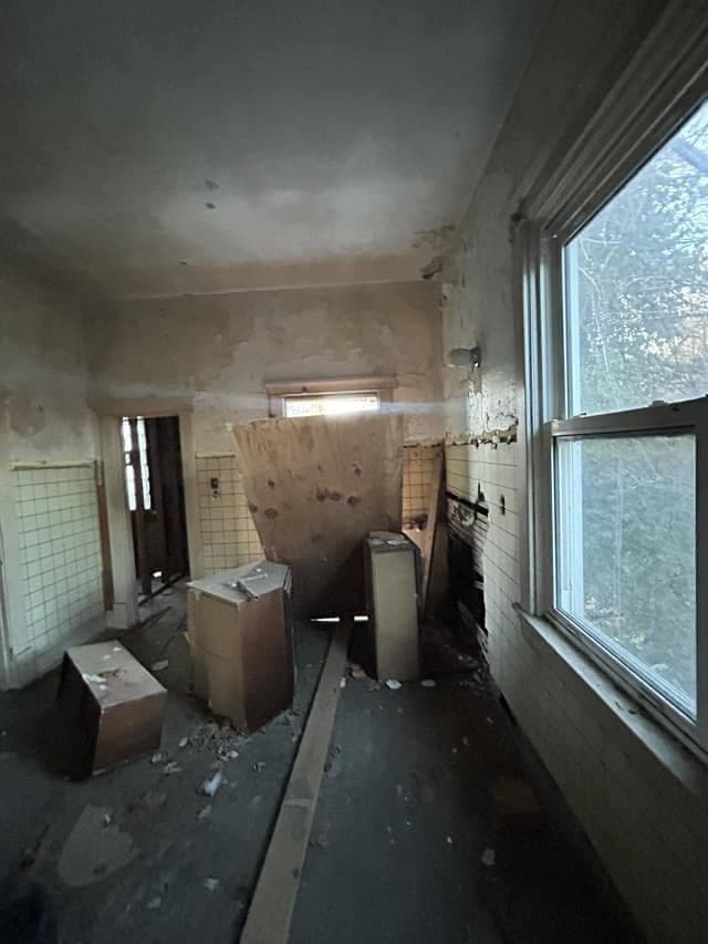 St. Louis House: 5403 Helen Ave